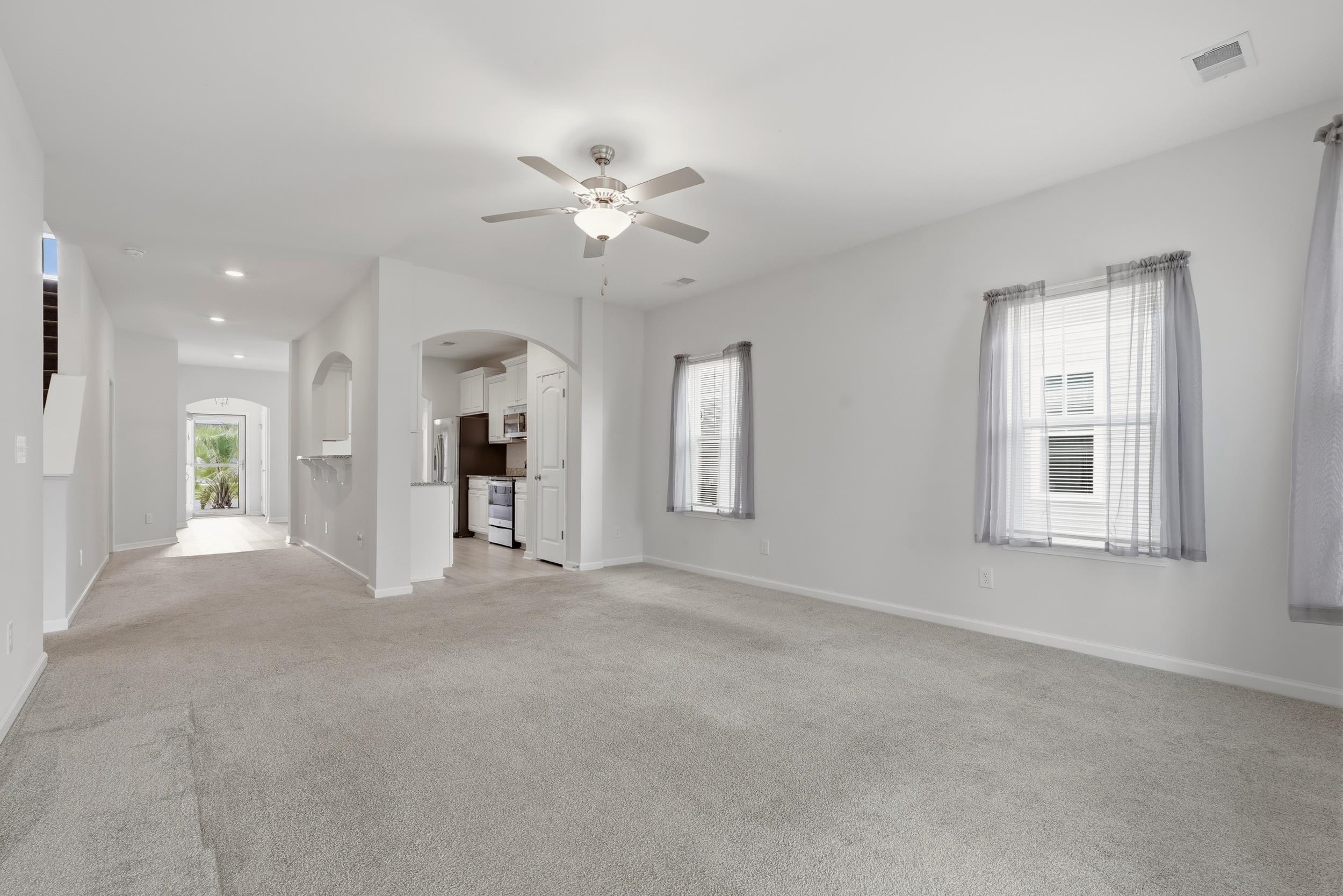 5555 Redleaf Rose Dr. Property Photo 6