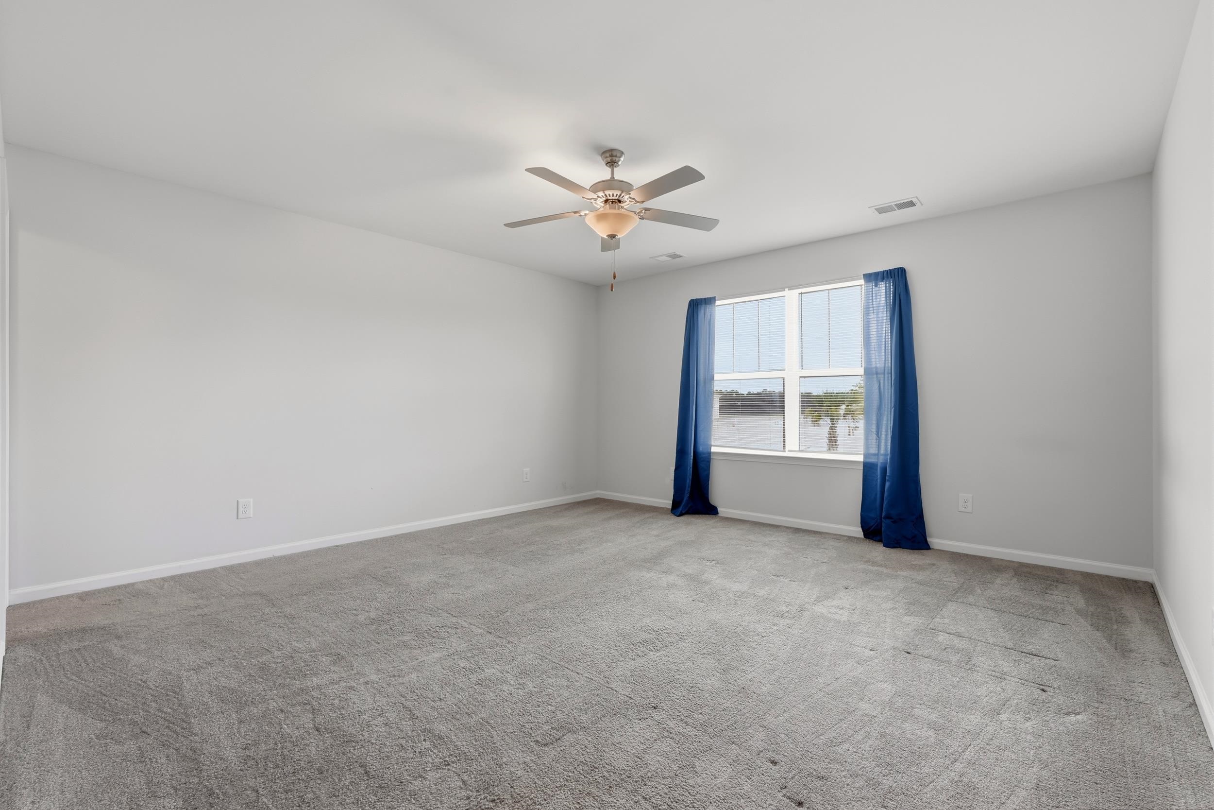 5555 Redleaf Rose Dr. Property Photo 24
