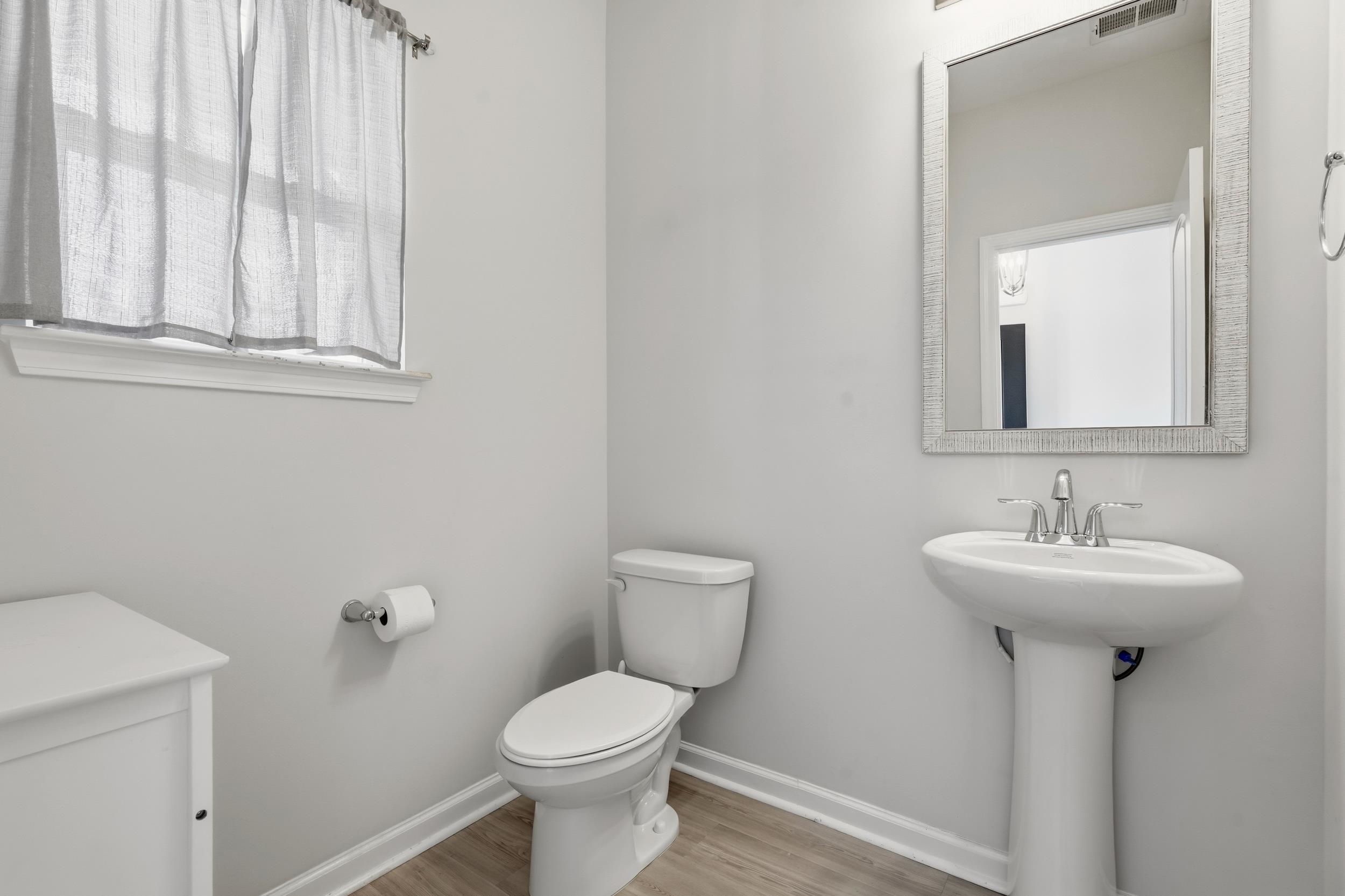 5555 Redleaf Rose Dr. Property Photo 25