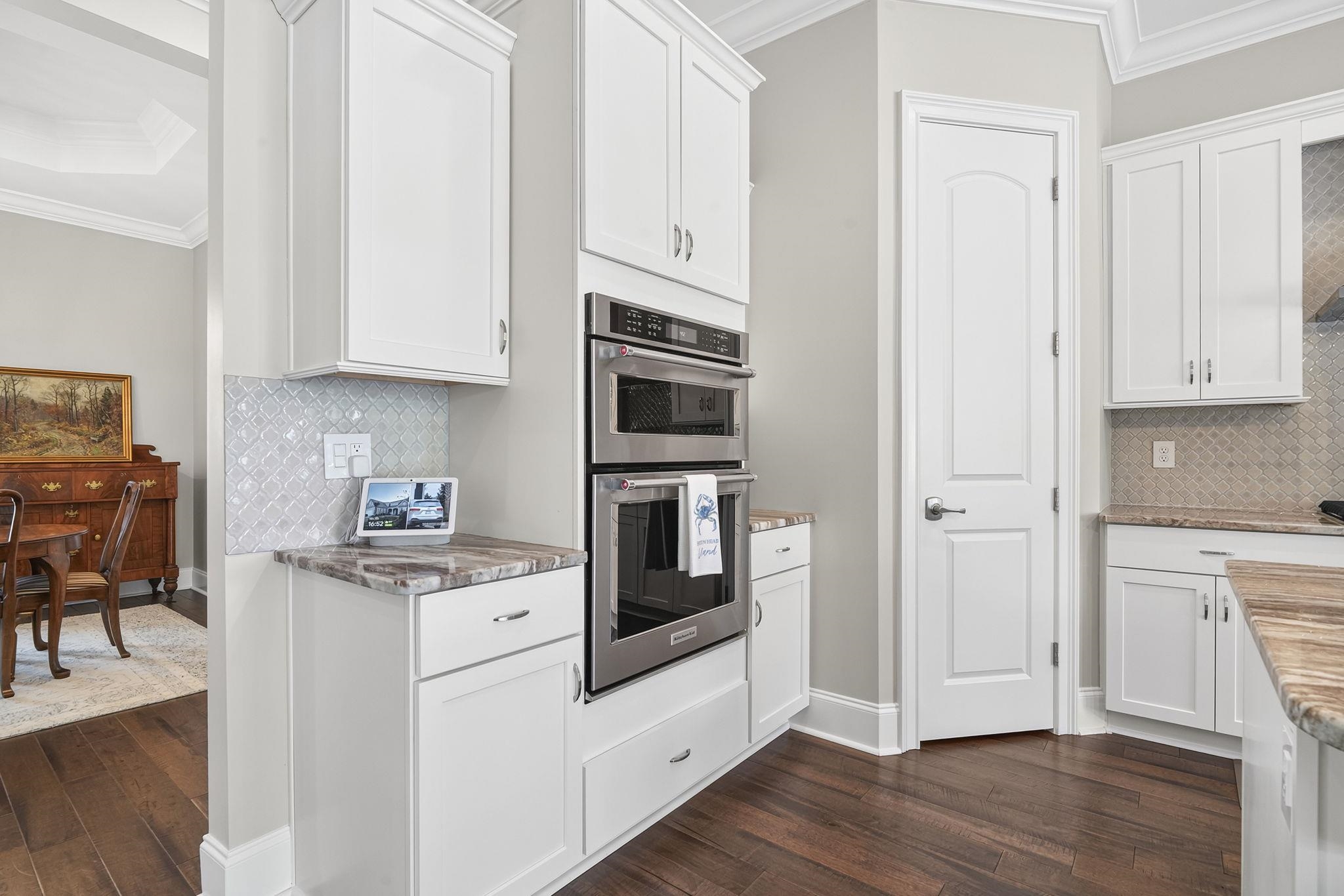 5968 Bolsena Place Property Photo 14