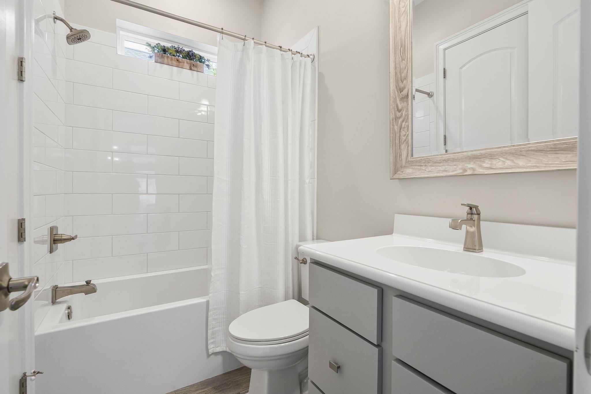 5968 Bolsena Place Property Photo 31
