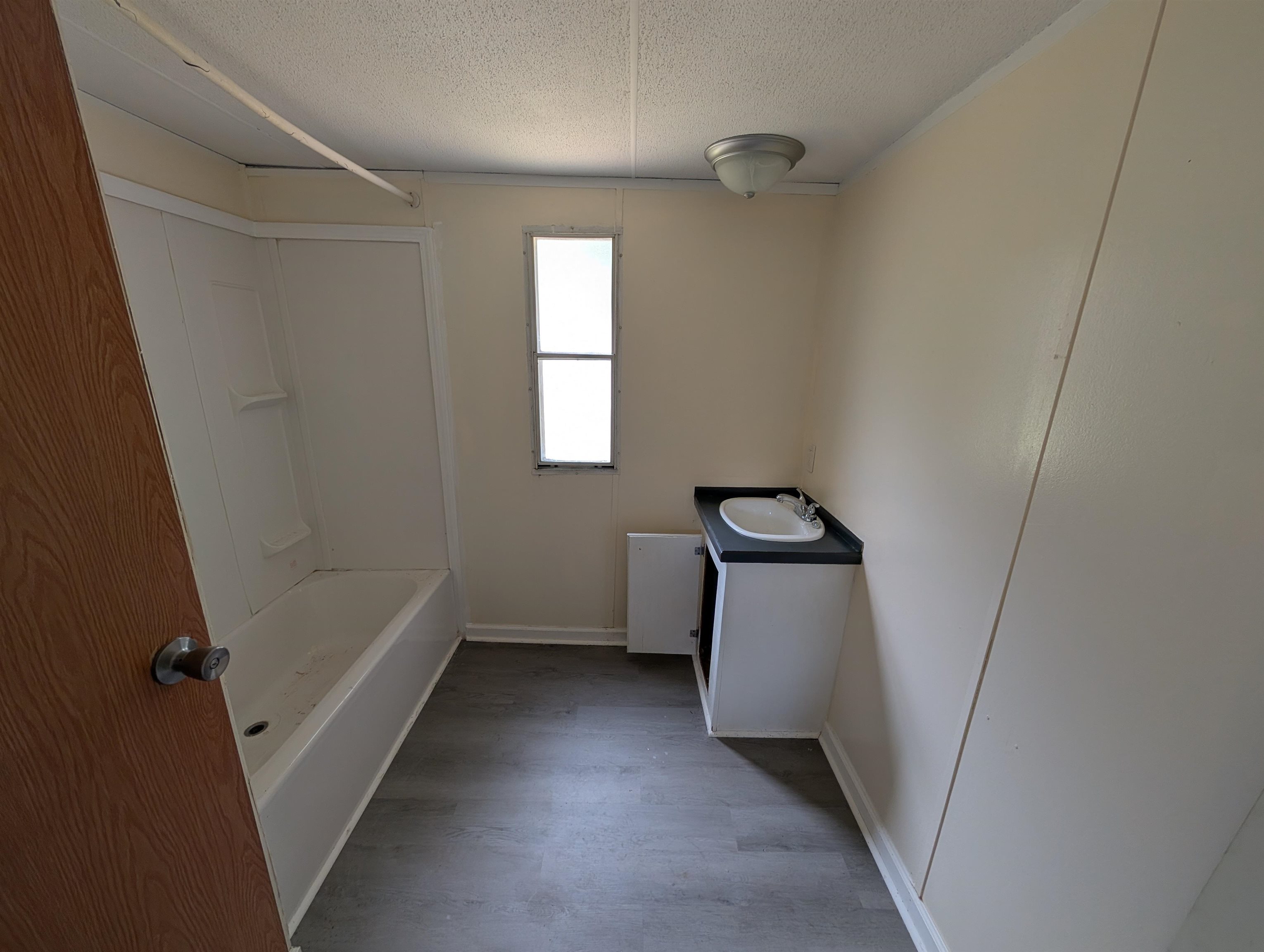 212 R Bar M Ranch Rd Property Photo 5