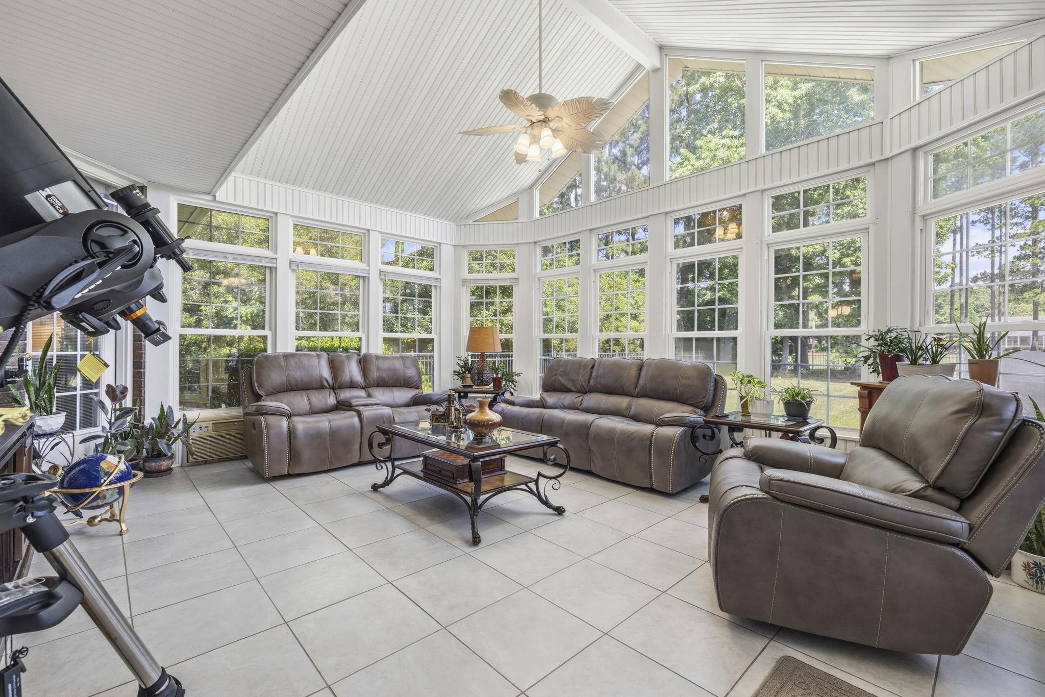 4727 National Dr. Property Photo 48