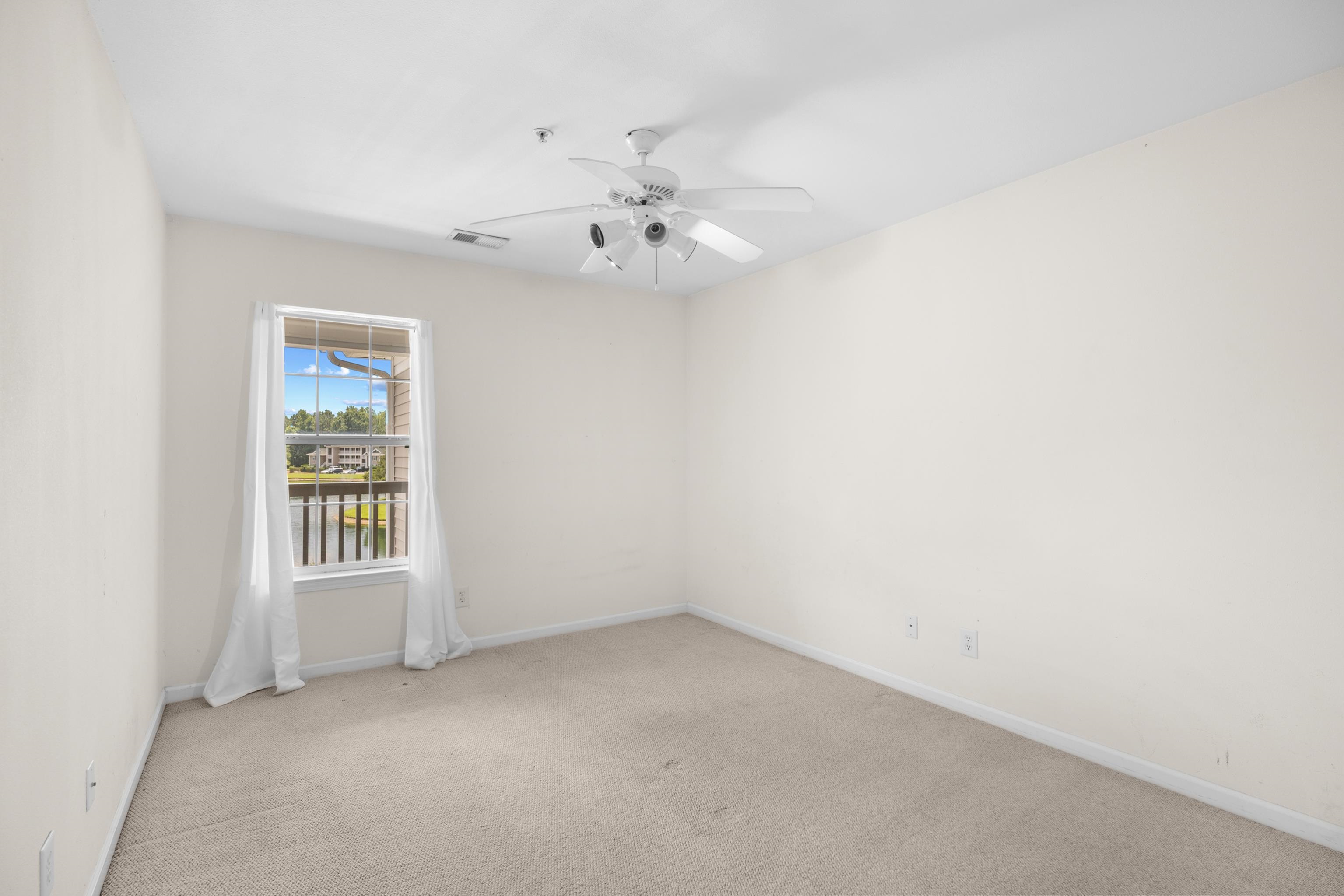 1125 Blue Stem Dr. Property Photo 20