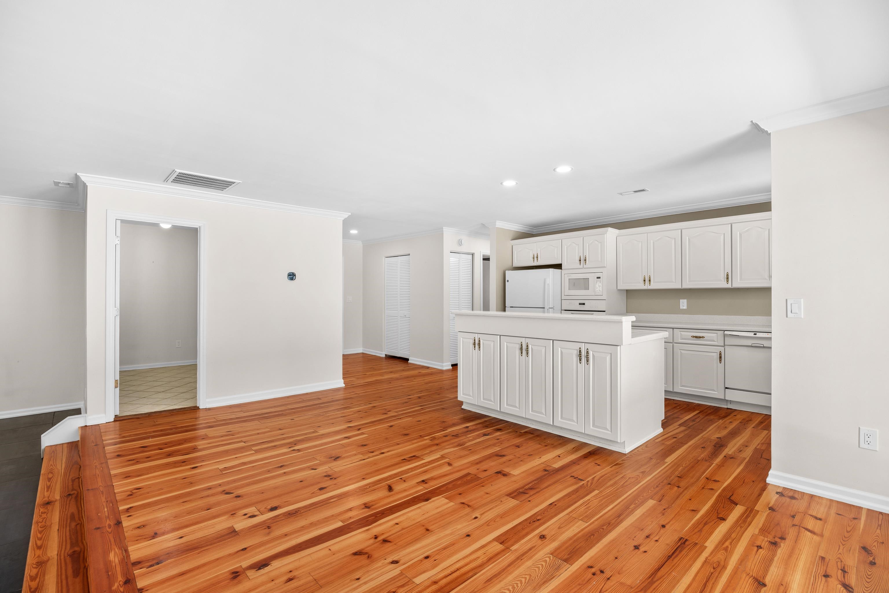 2279 Waverly Rd. Property Photo 10