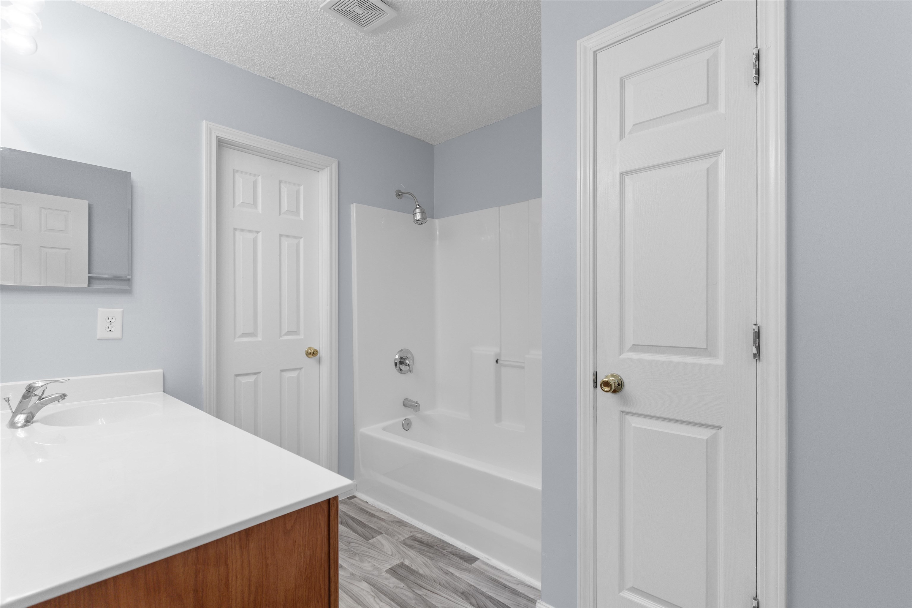 1090 Stanton Pl. Property Photo 25