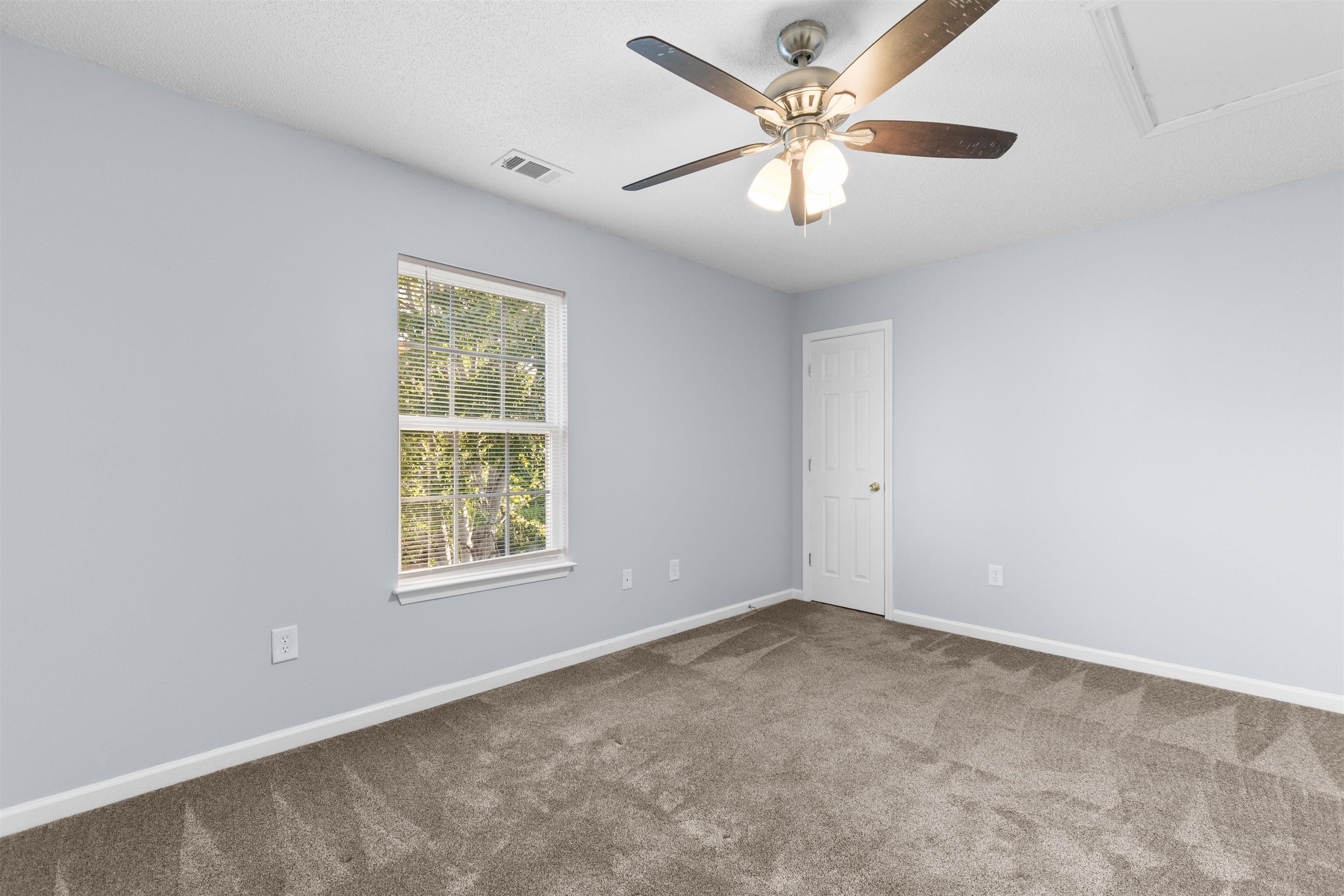 1090 Stanton Pl. Property Photo 26