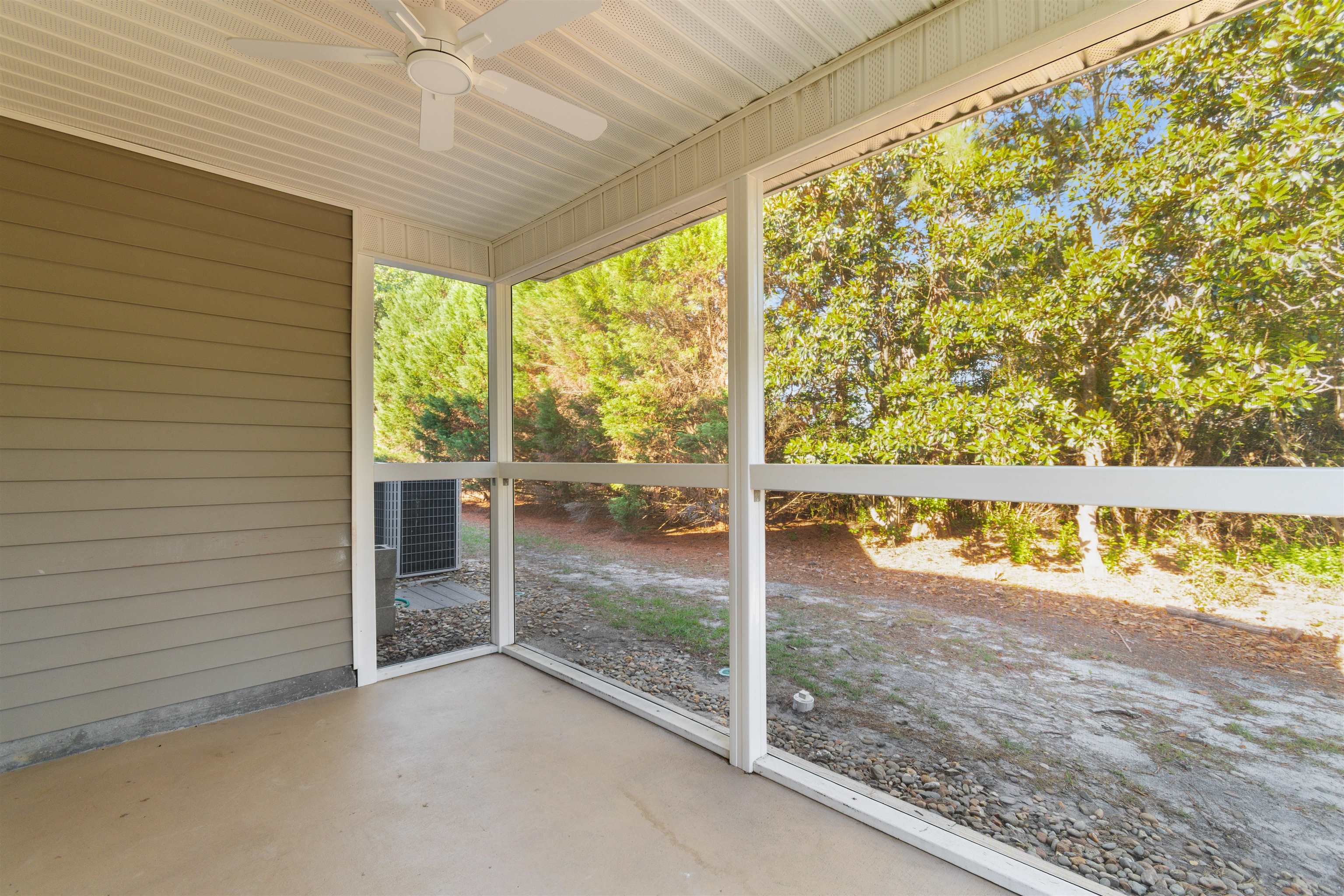 1090 Stanton Pl. Property Photo 31