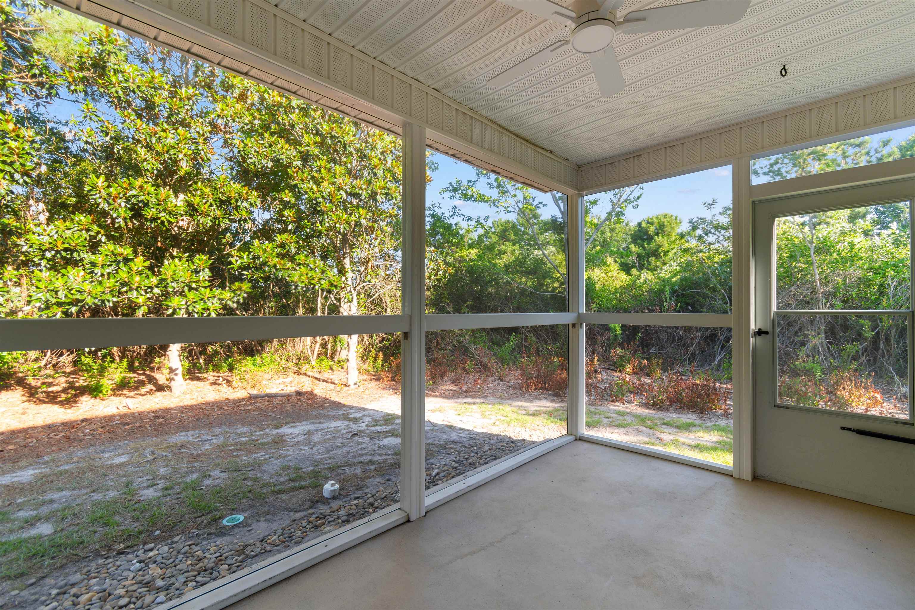1090 Stanton Pl. Property Photo 32