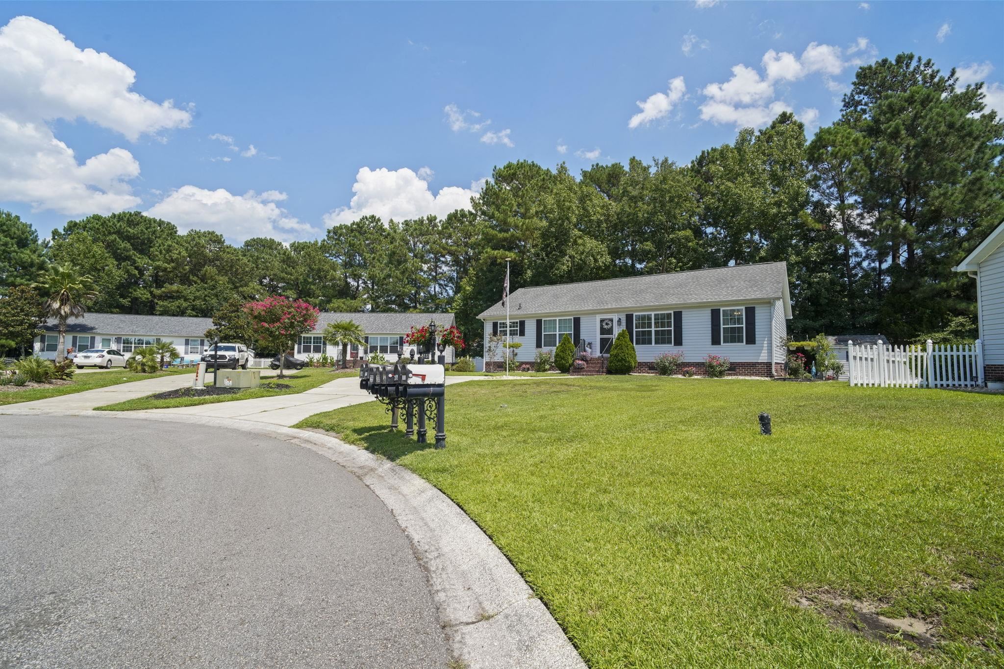 288 Stone Throw Dr. Property Photo 4