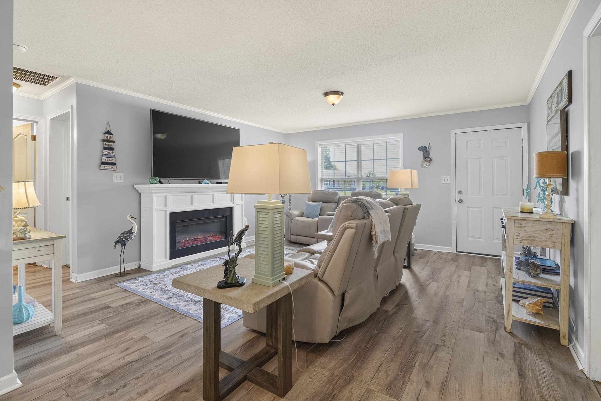 288 Stone Throw Dr. Property Photo 7