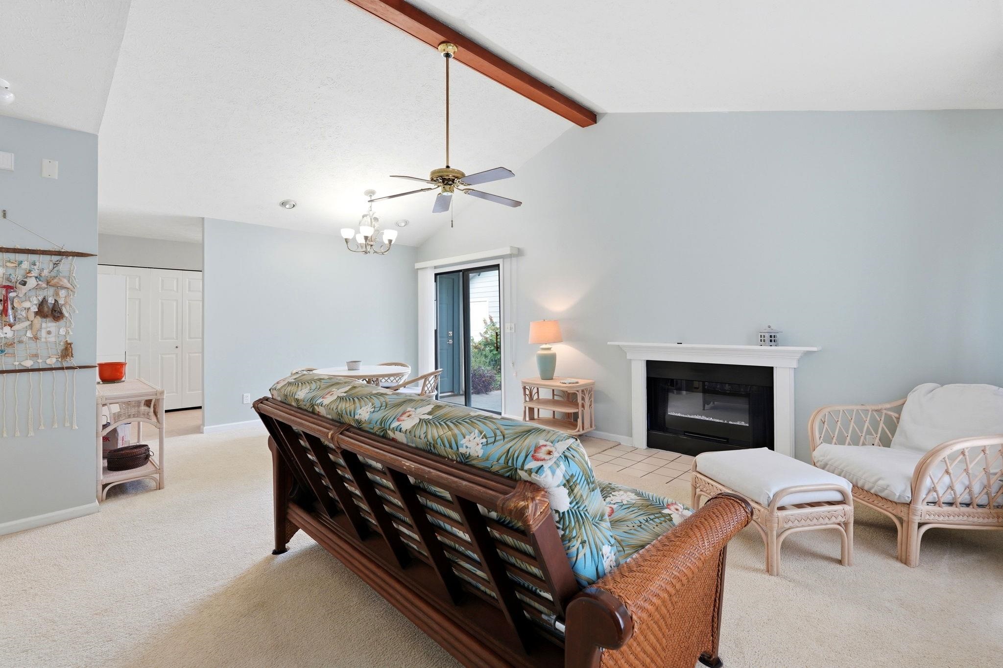 906 Tiffany Ln. Property Photo 13