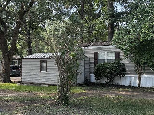 474 W Banks Dr. Property Photo 2