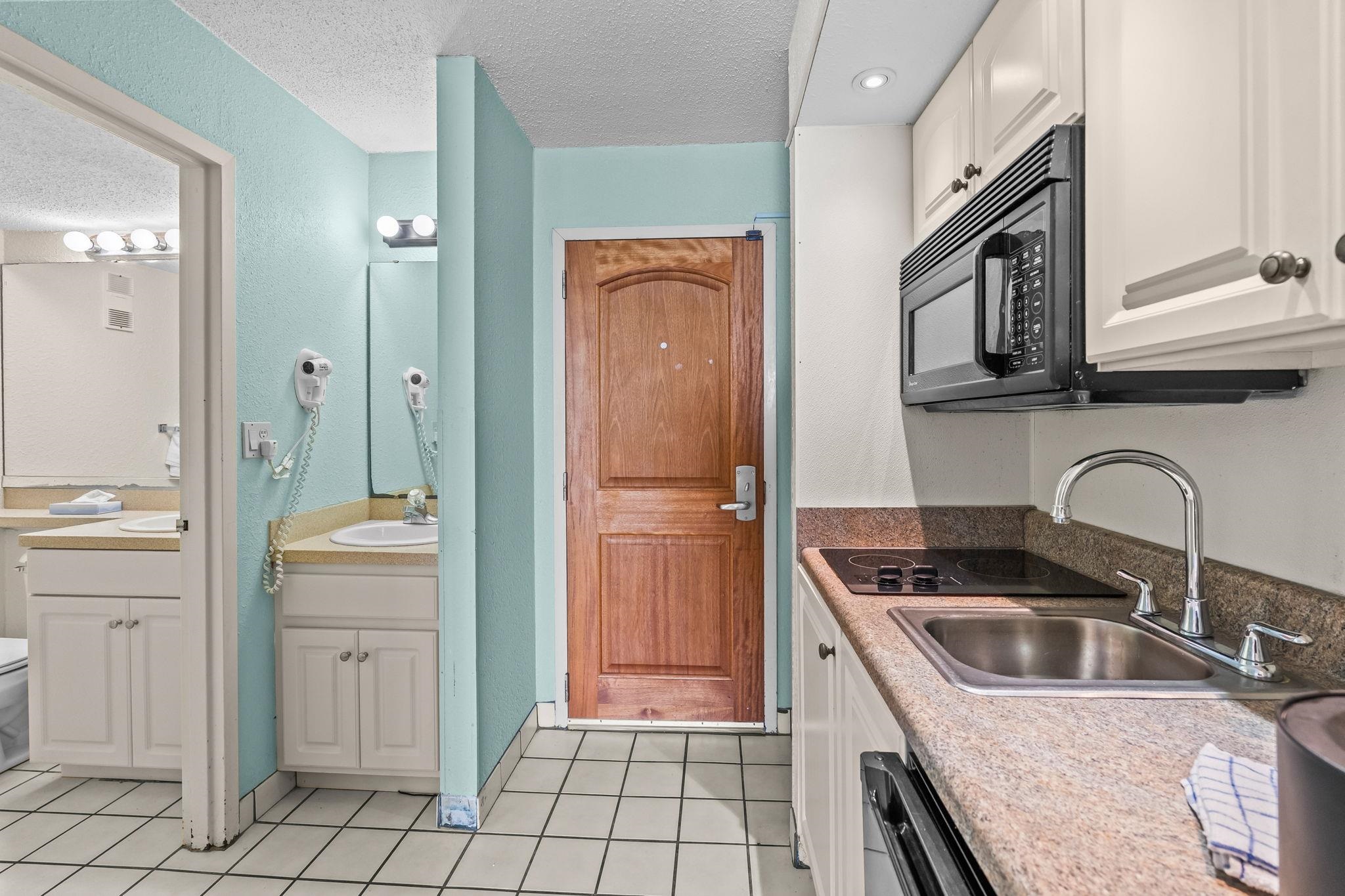9550 Shore Dr. Property Photo 17