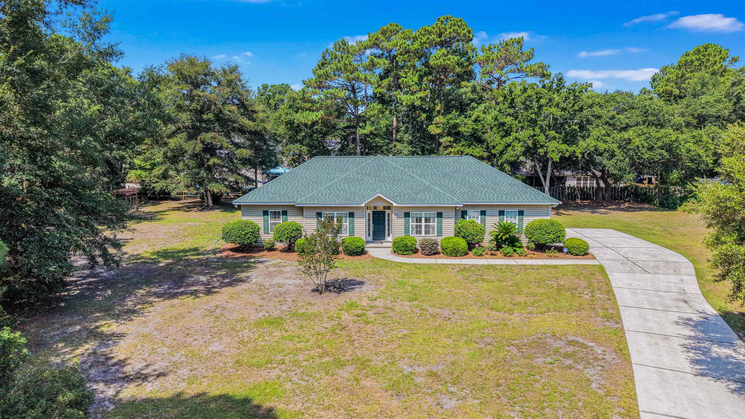 300 Russell Dr. Property Photo 1