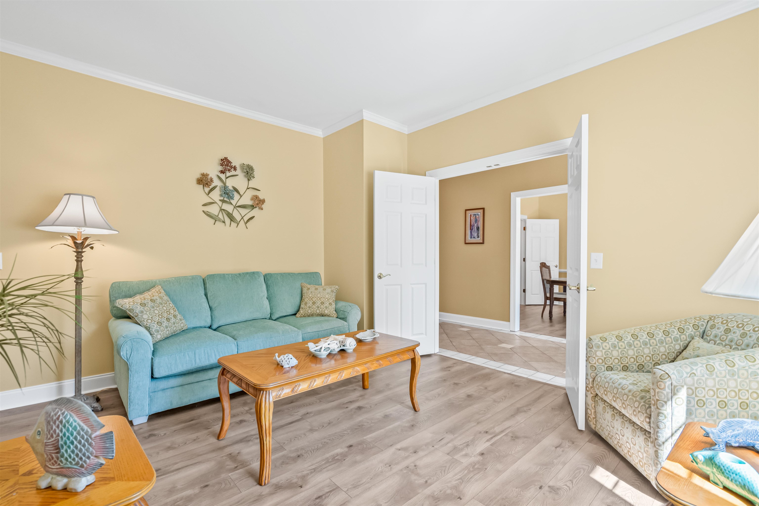 300 Russell Dr. Property Photo 10
