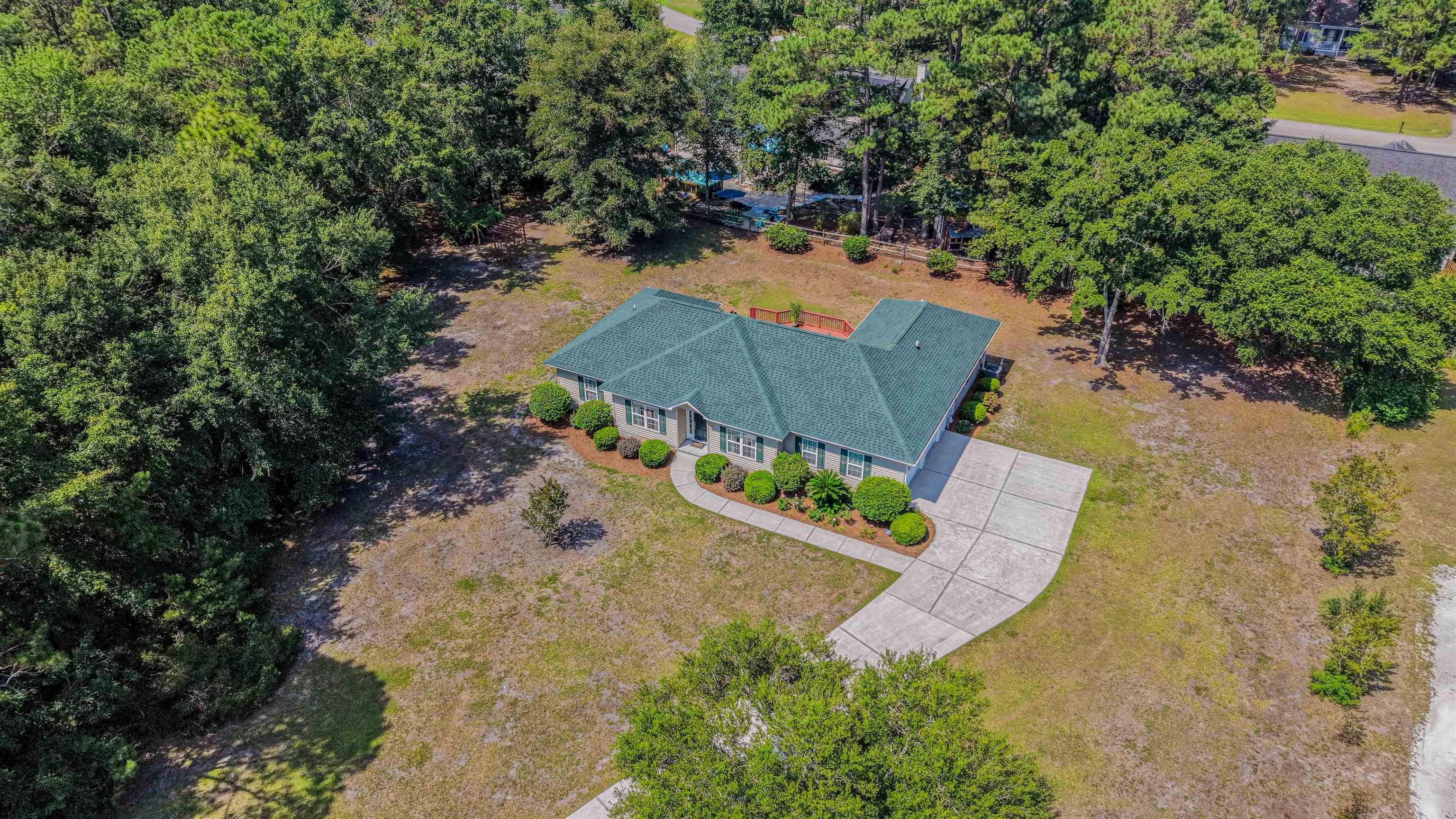 300 Russell Dr. Property Photo 37