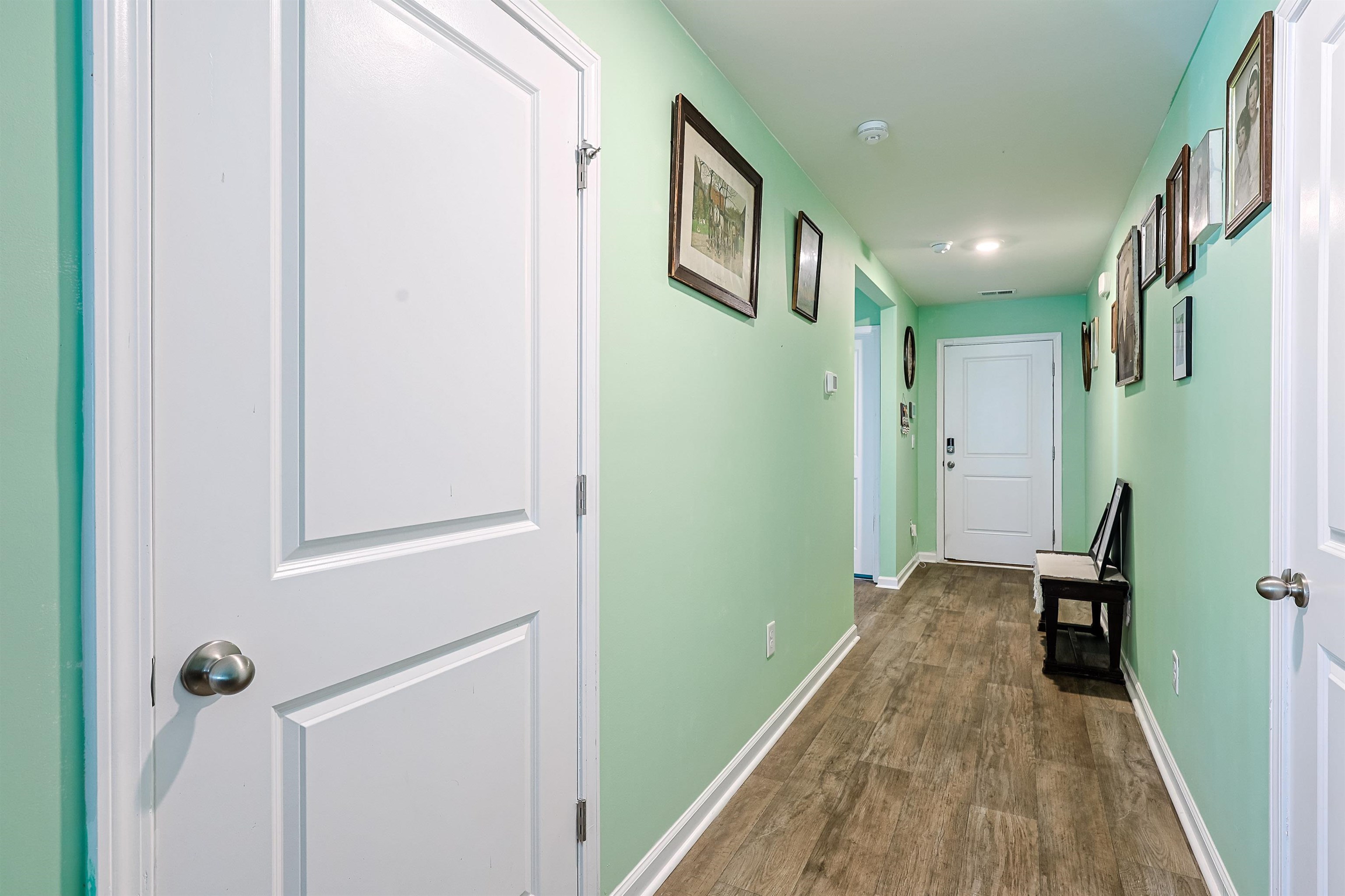 305 Woodcross Court Property Photo 22