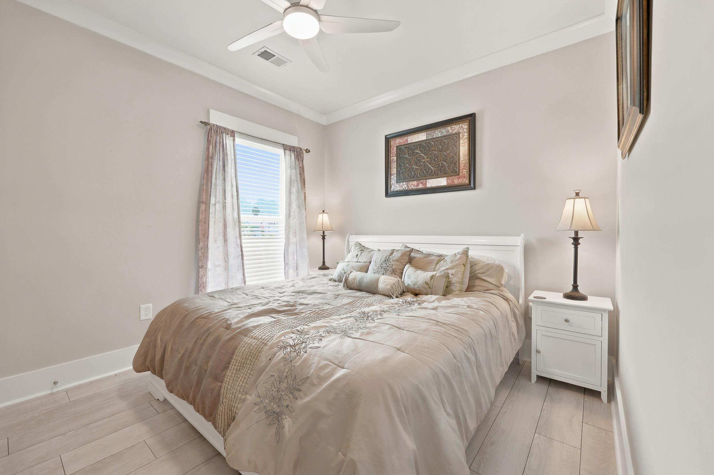 1200 Arezzo Ave. Property Photo 41