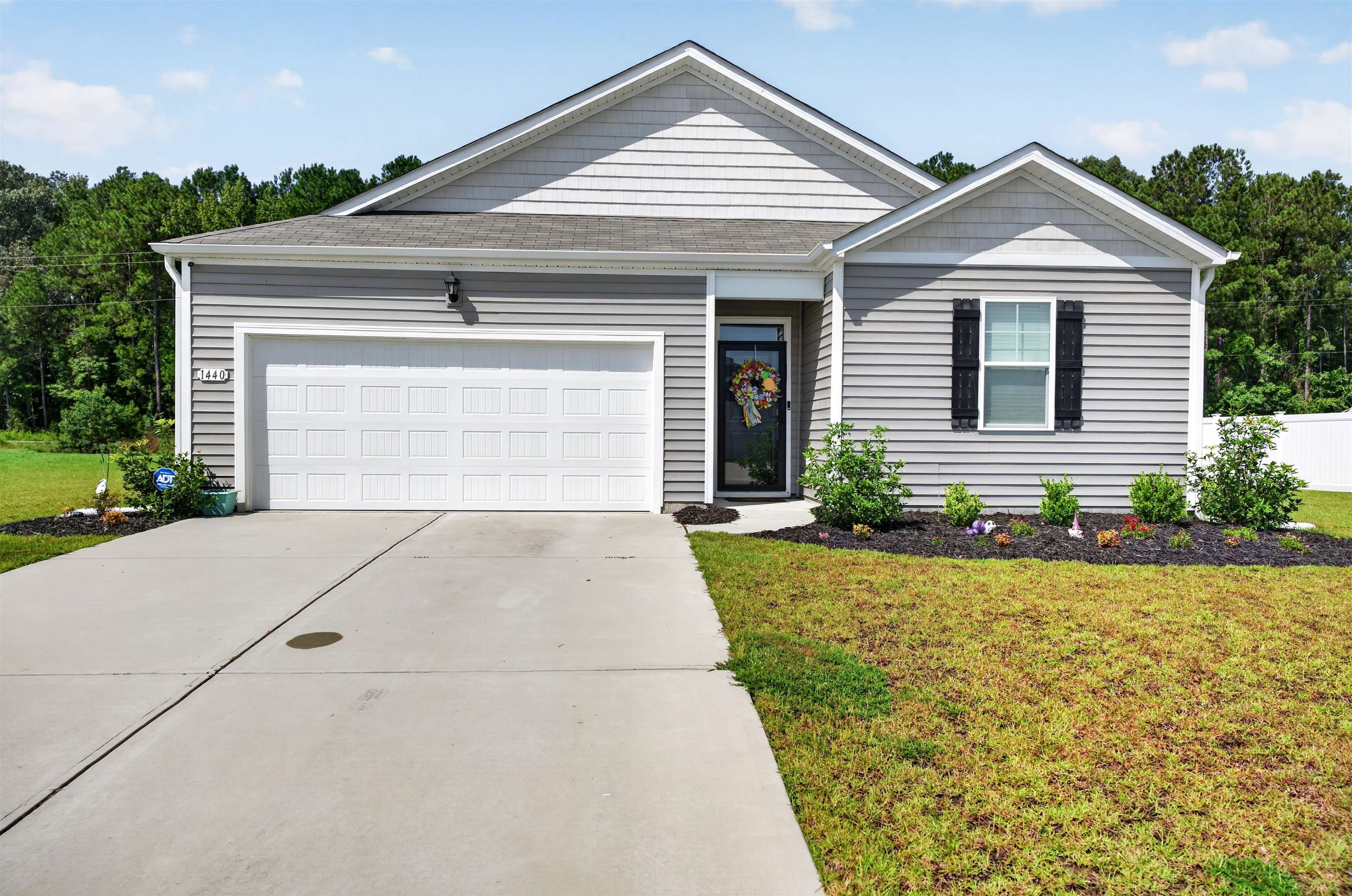 1440 Greenock Ln. Property Photo 1