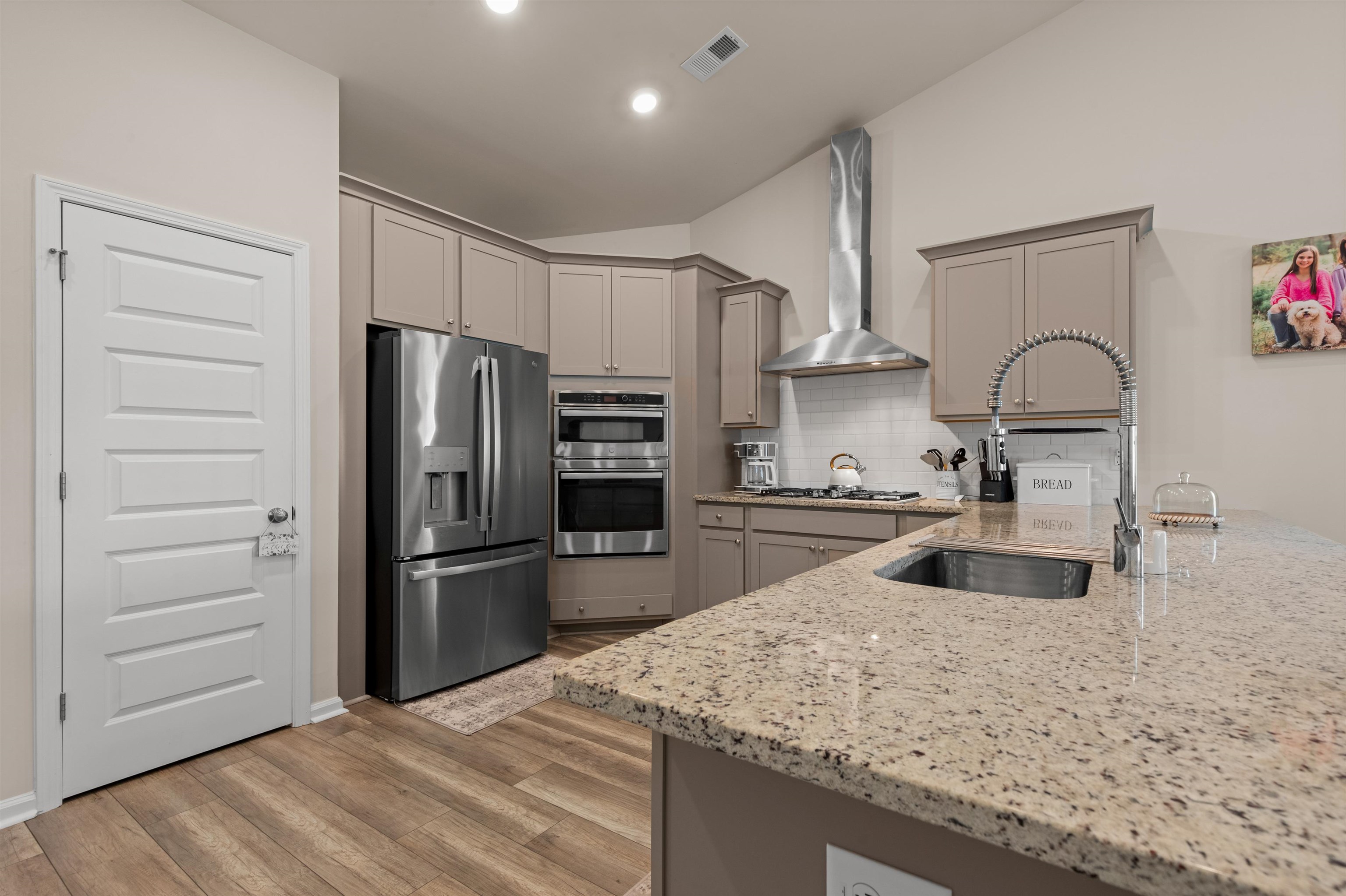 5858 Whitebark Dr. Property Photo 17