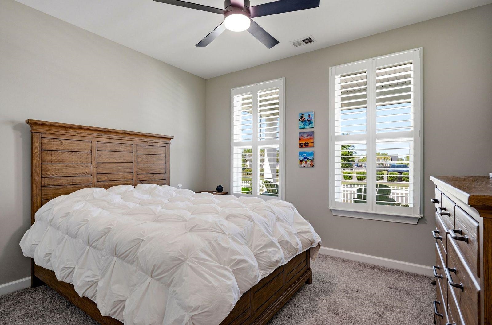 2081 Singing Palm Loop Property Photo 27