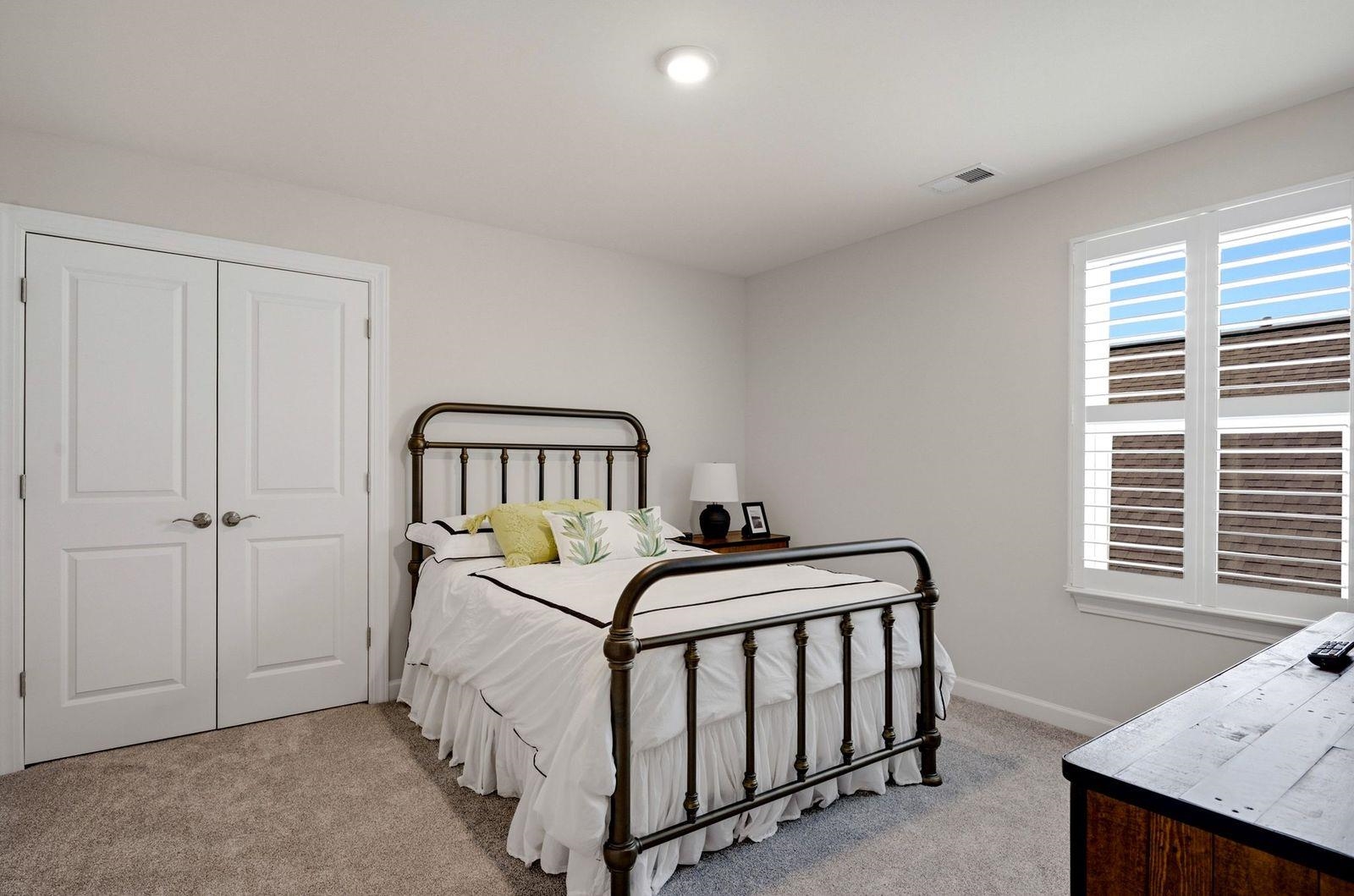 2081 Singing Palm Loop Property Photo 35