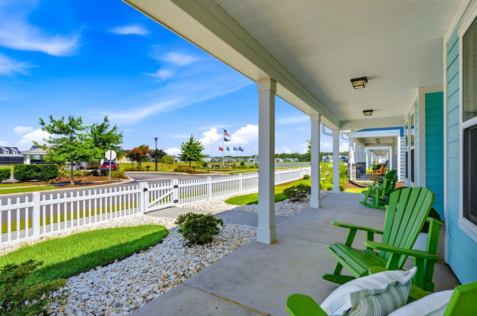 2081 Singing Palm Loop Property Photo 46