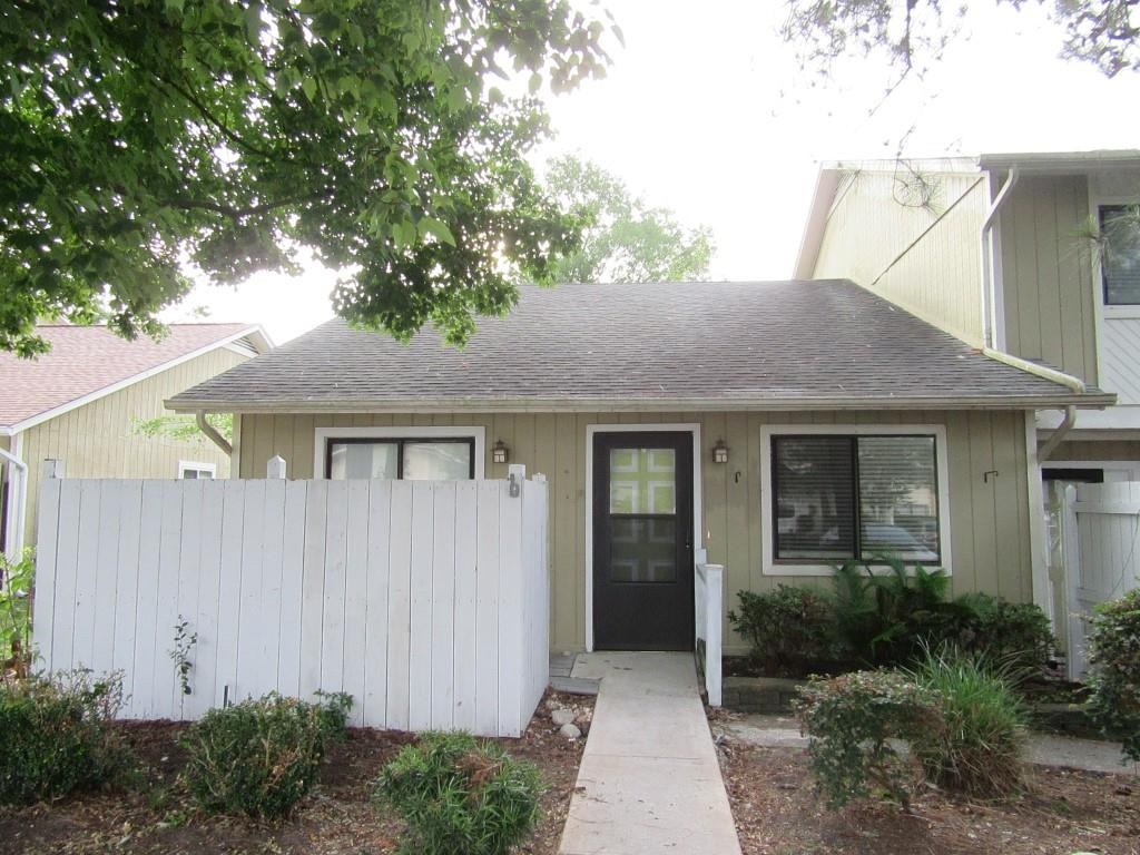 1450 Turkey Ridge Rd. Property Photo 1
