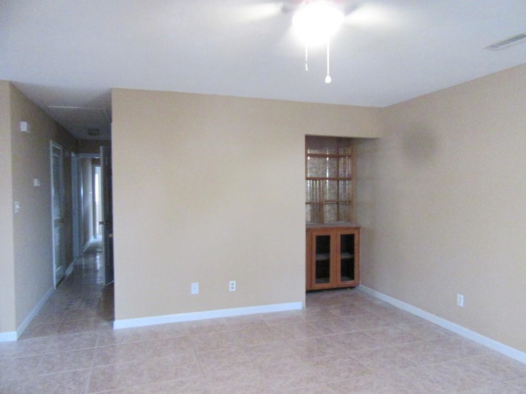 1450 Turkey Ridge Rd. Property Photo 2