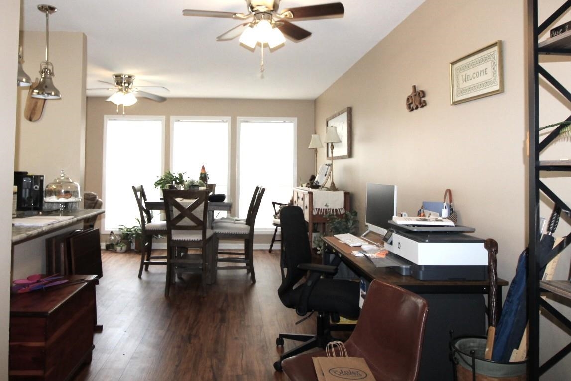 858 Tall Oaks Ct. Property Photo 2
