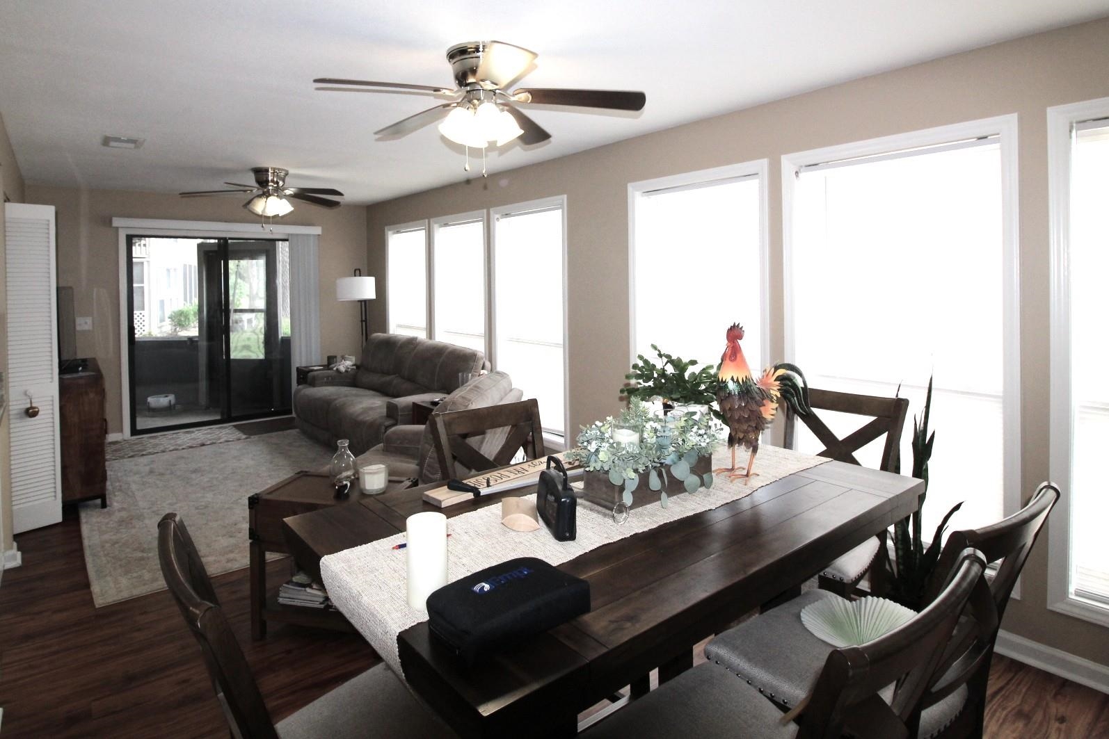 858 Tall Oaks Ct. Property Photo 3
