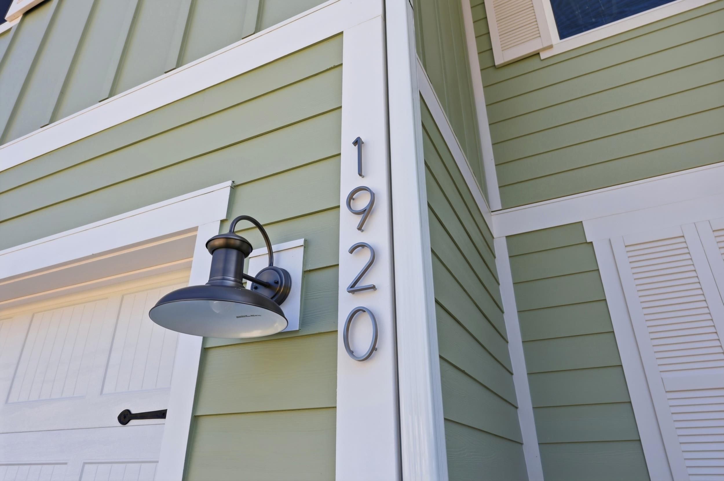 1920 Indigo Cove Way Property Photo 2