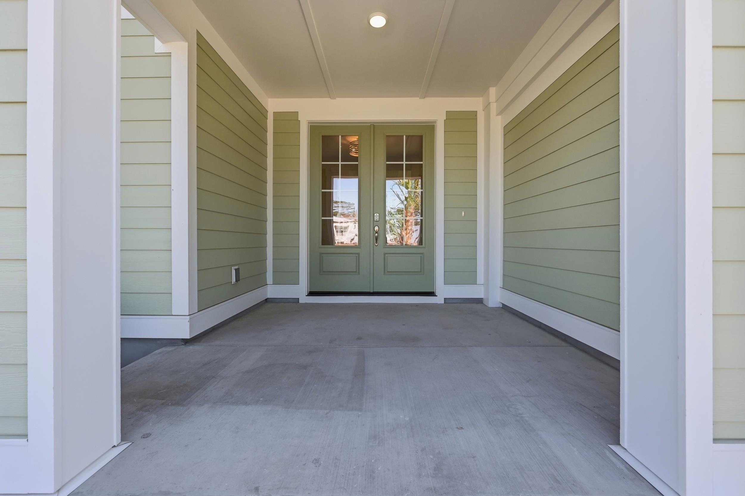 1920 Indigo Cove Way Property Photo 3