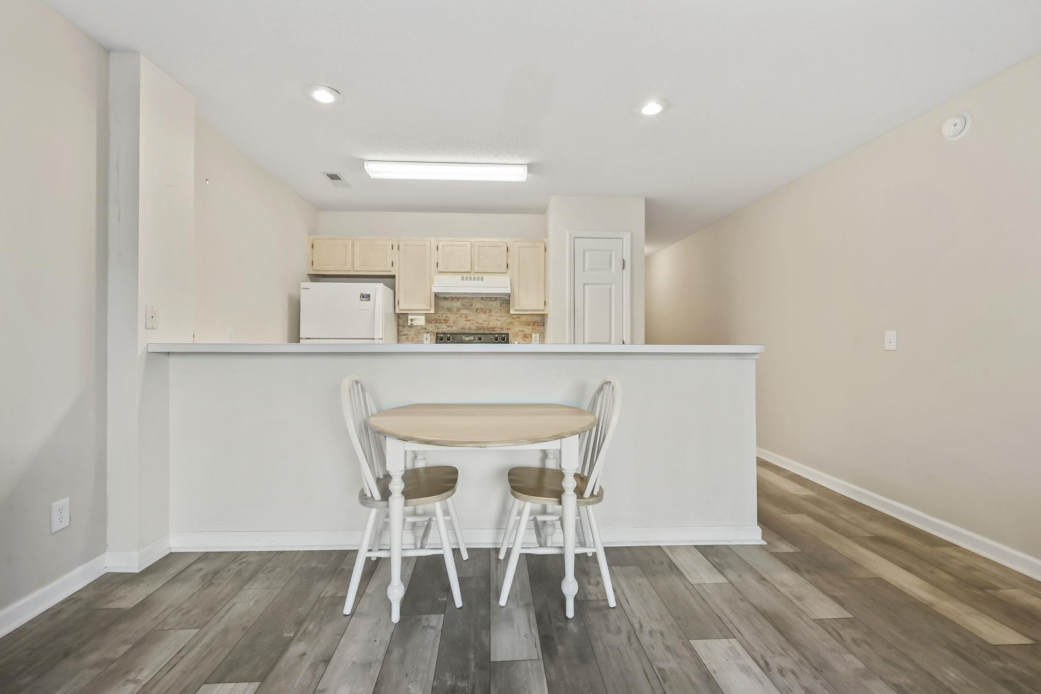 204 Landing Rd. Property Photo 11