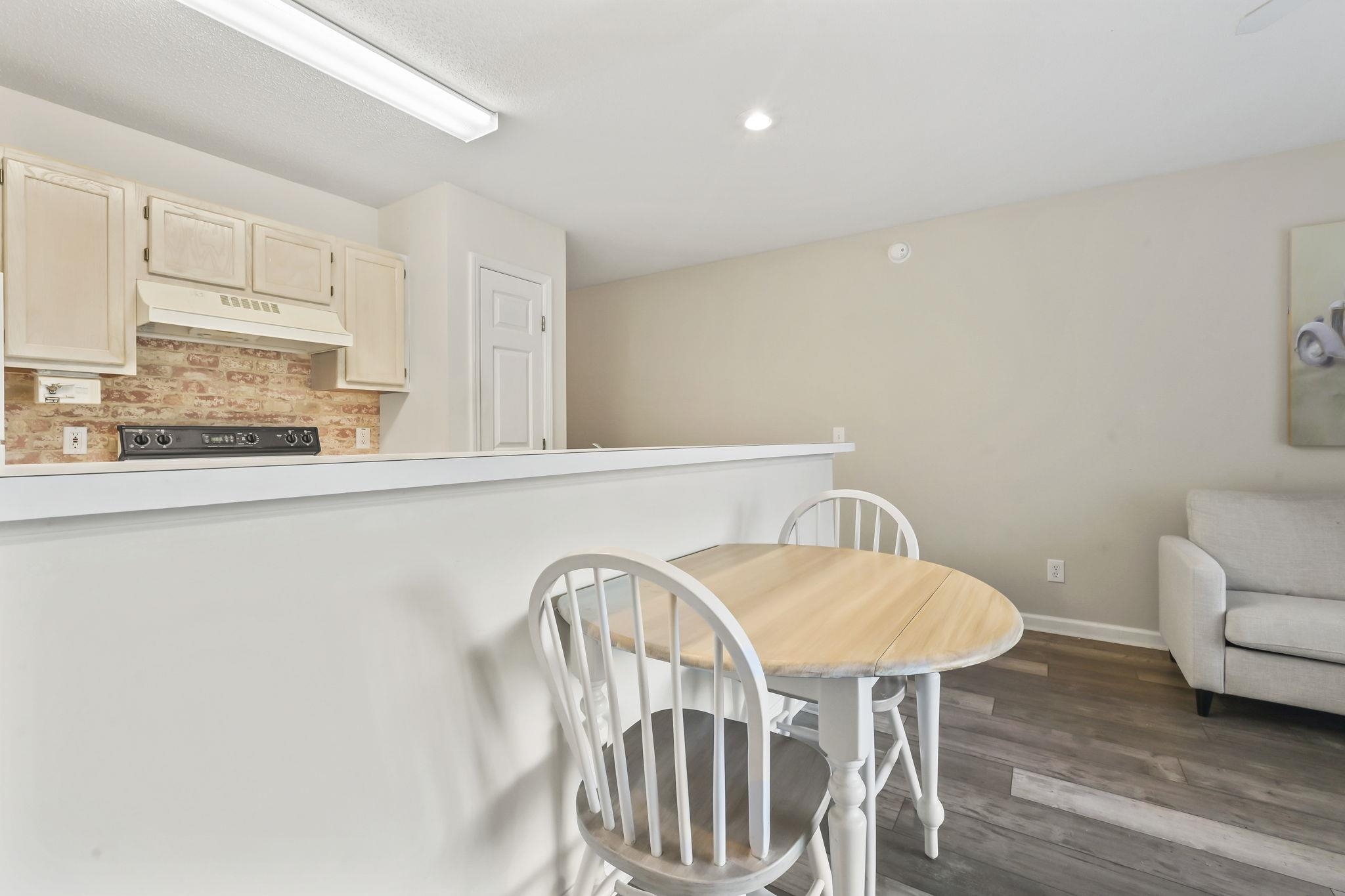 204 Landing Rd. Property Photo 12