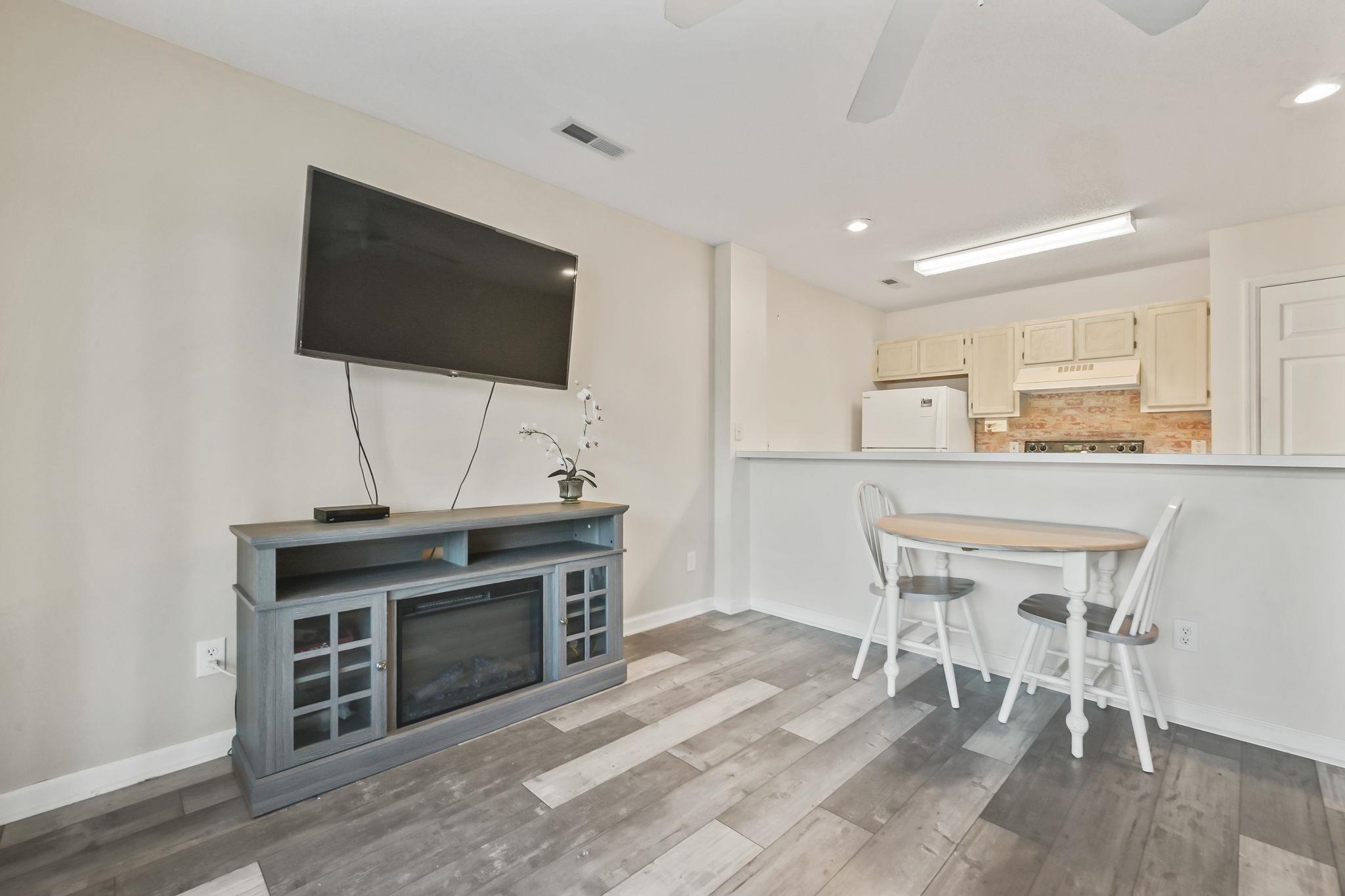 204 Landing Rd. Property Photo 18