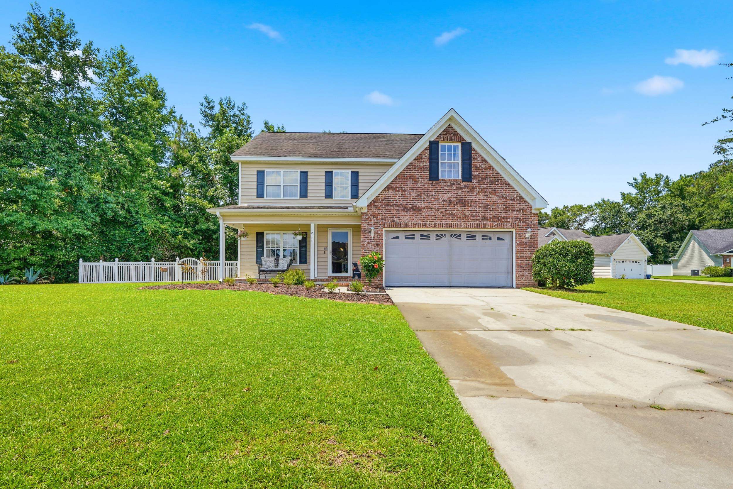 211 Oak Landing Dr. Property Photo 26