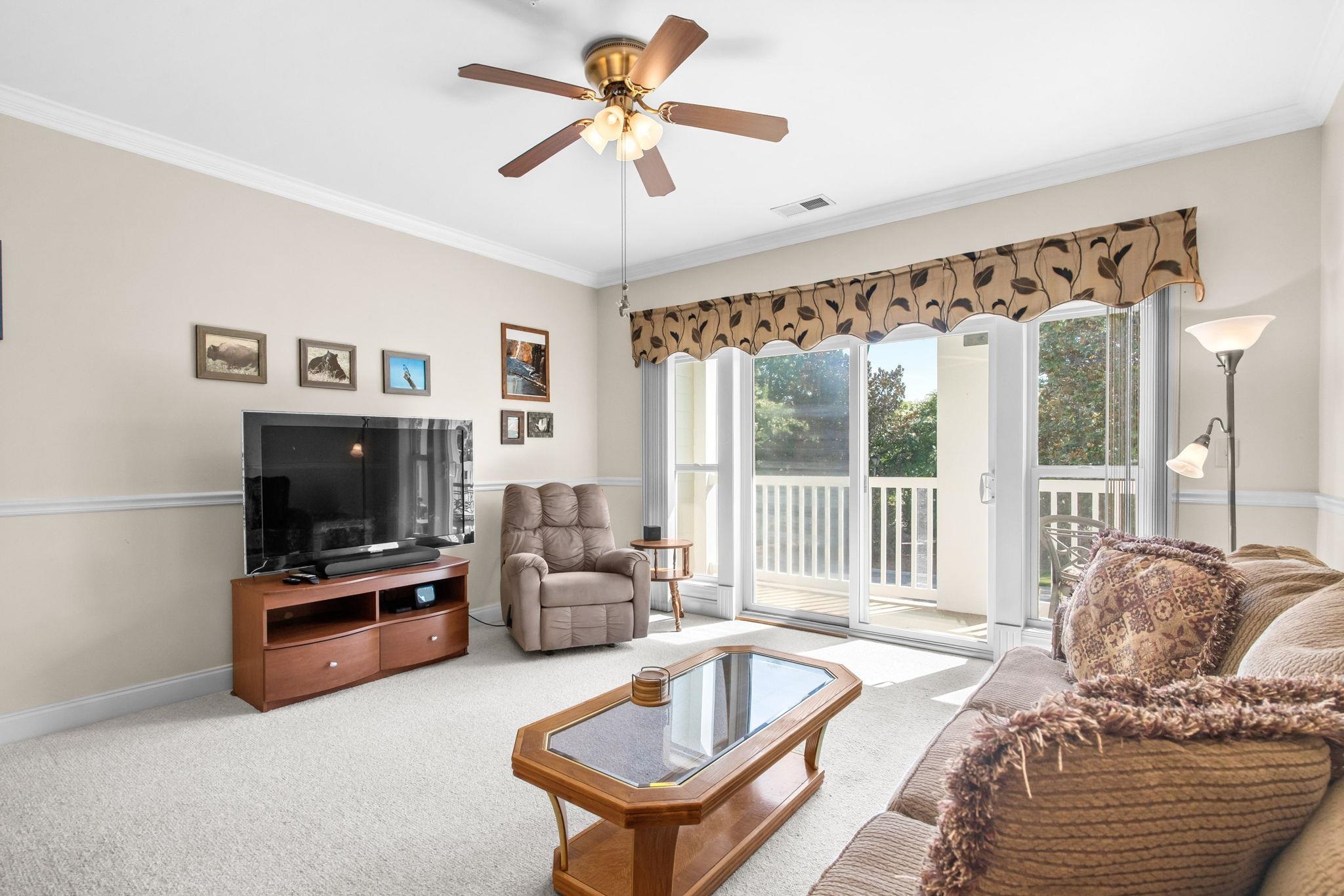 1009 World Tour Blvd. Property Photo 7