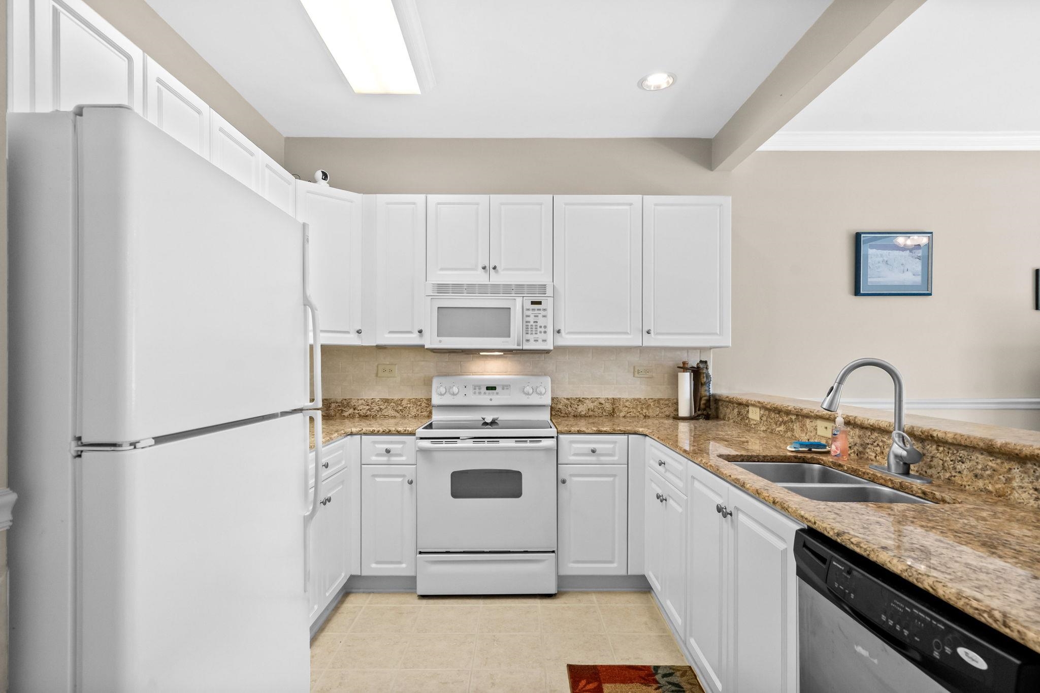 1009 World Tour Blvd. Property Photo 14