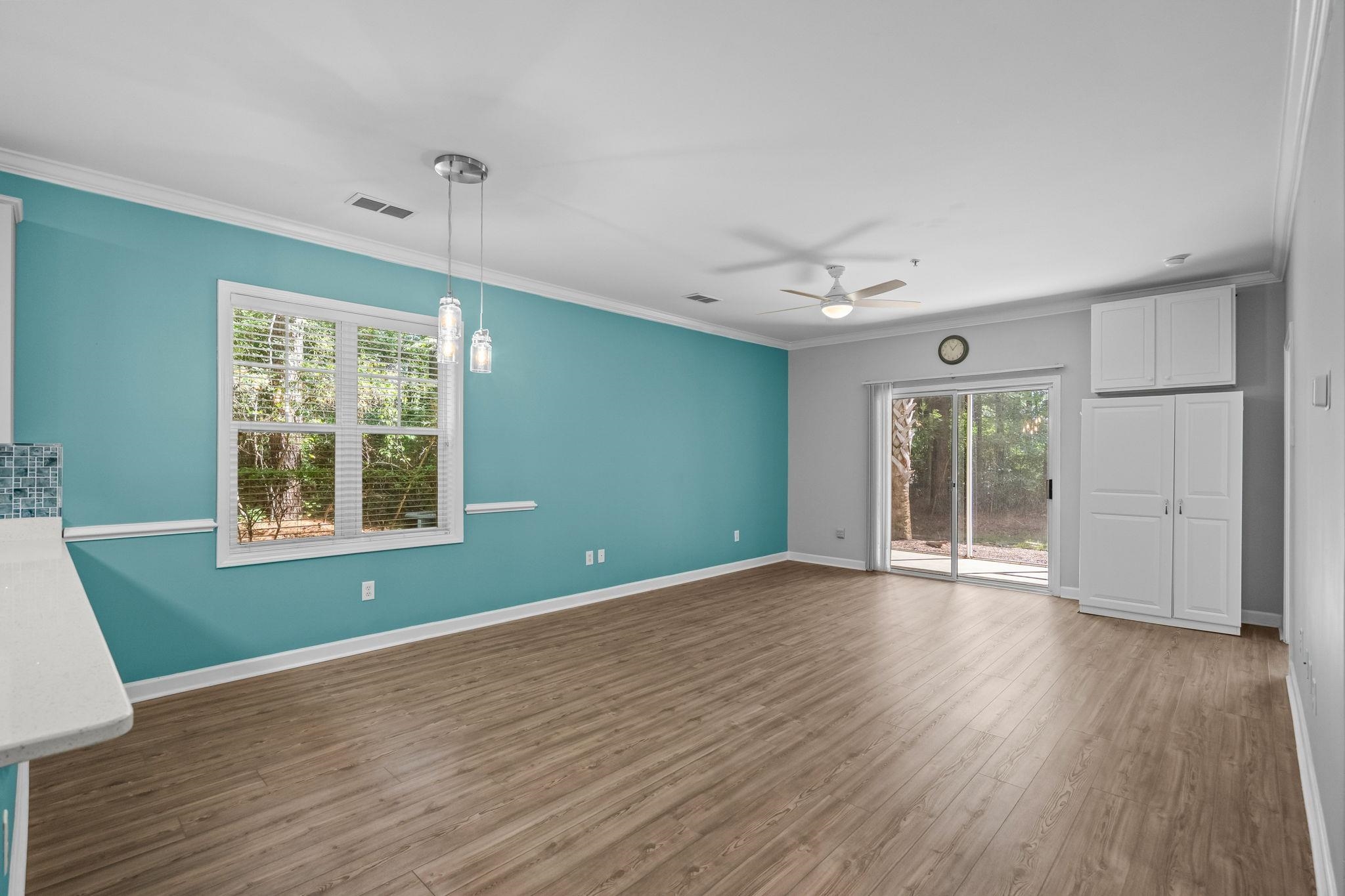 6253 Catalina Dr. Property Photo 14