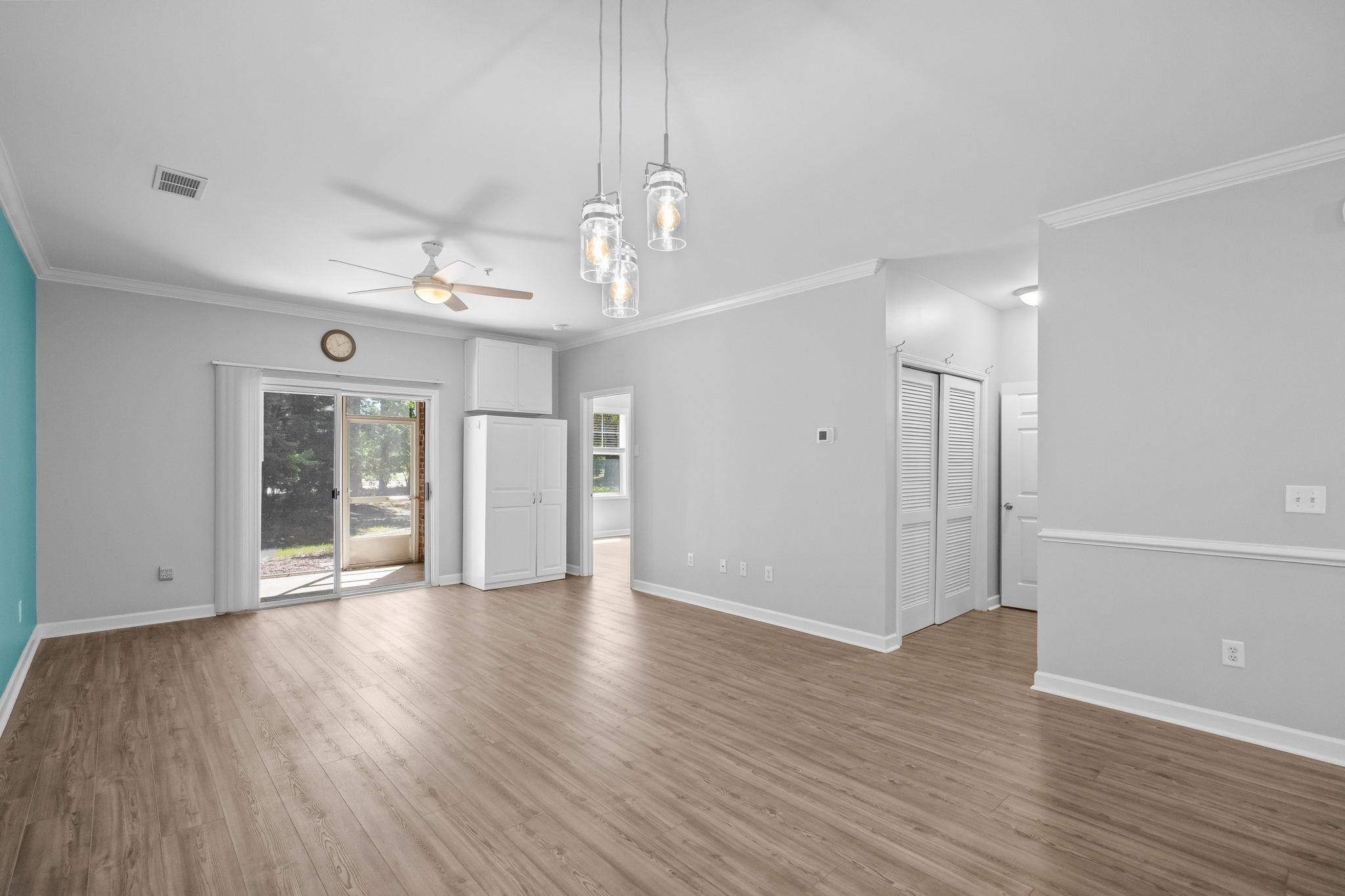 6253 Catalina Dr. Property Photo 15