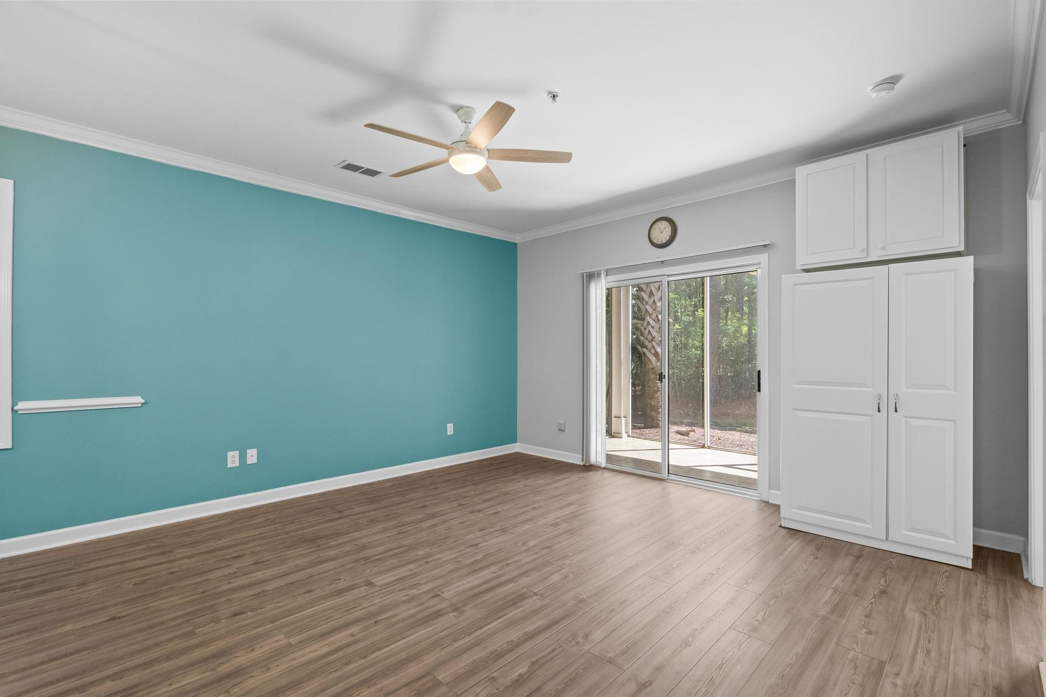 6253 Catalina Dr. Property Photo 17