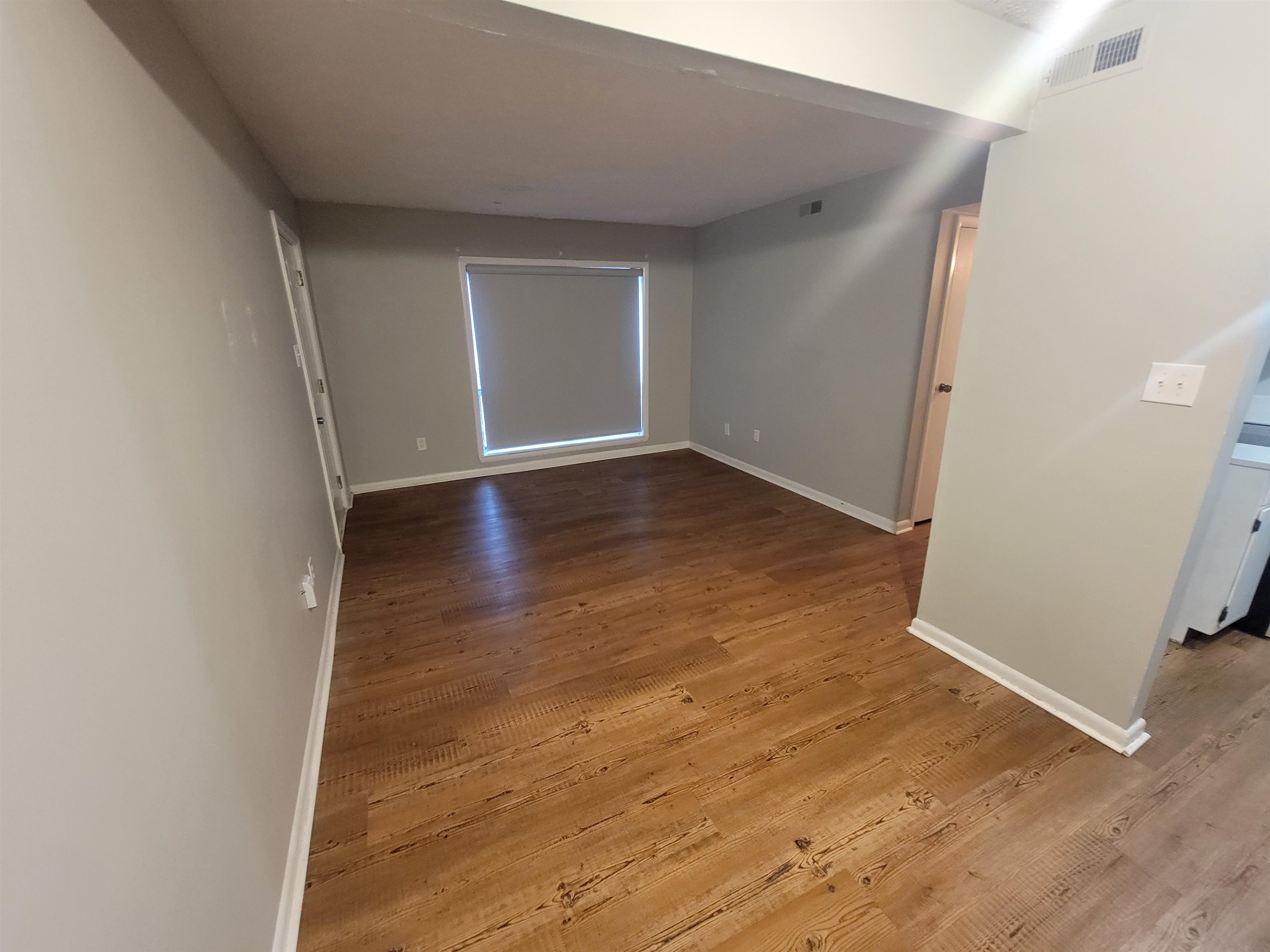 615 Carter Ln. Property Photo 6