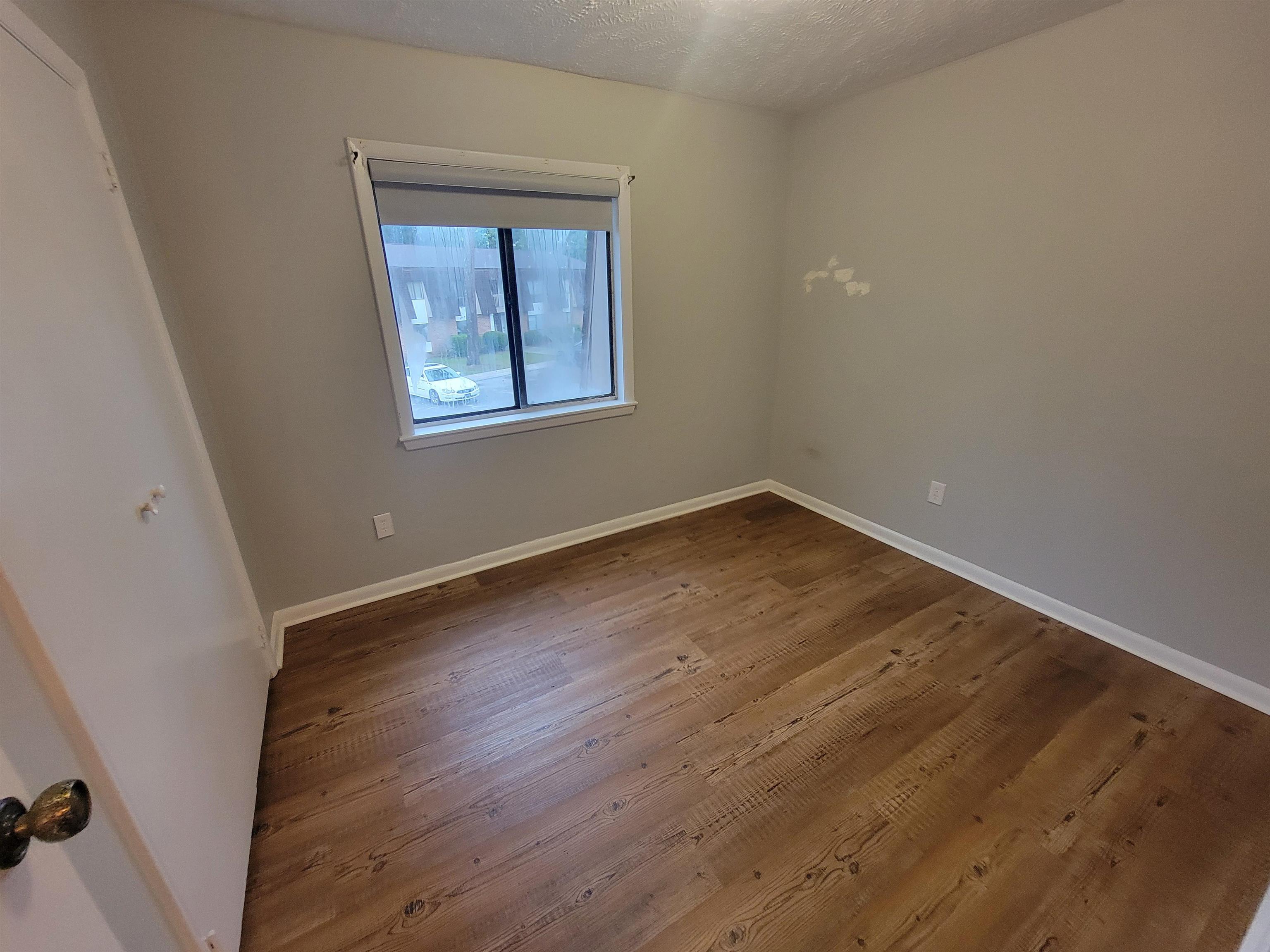 615 Carter Ln. Property Photo 10