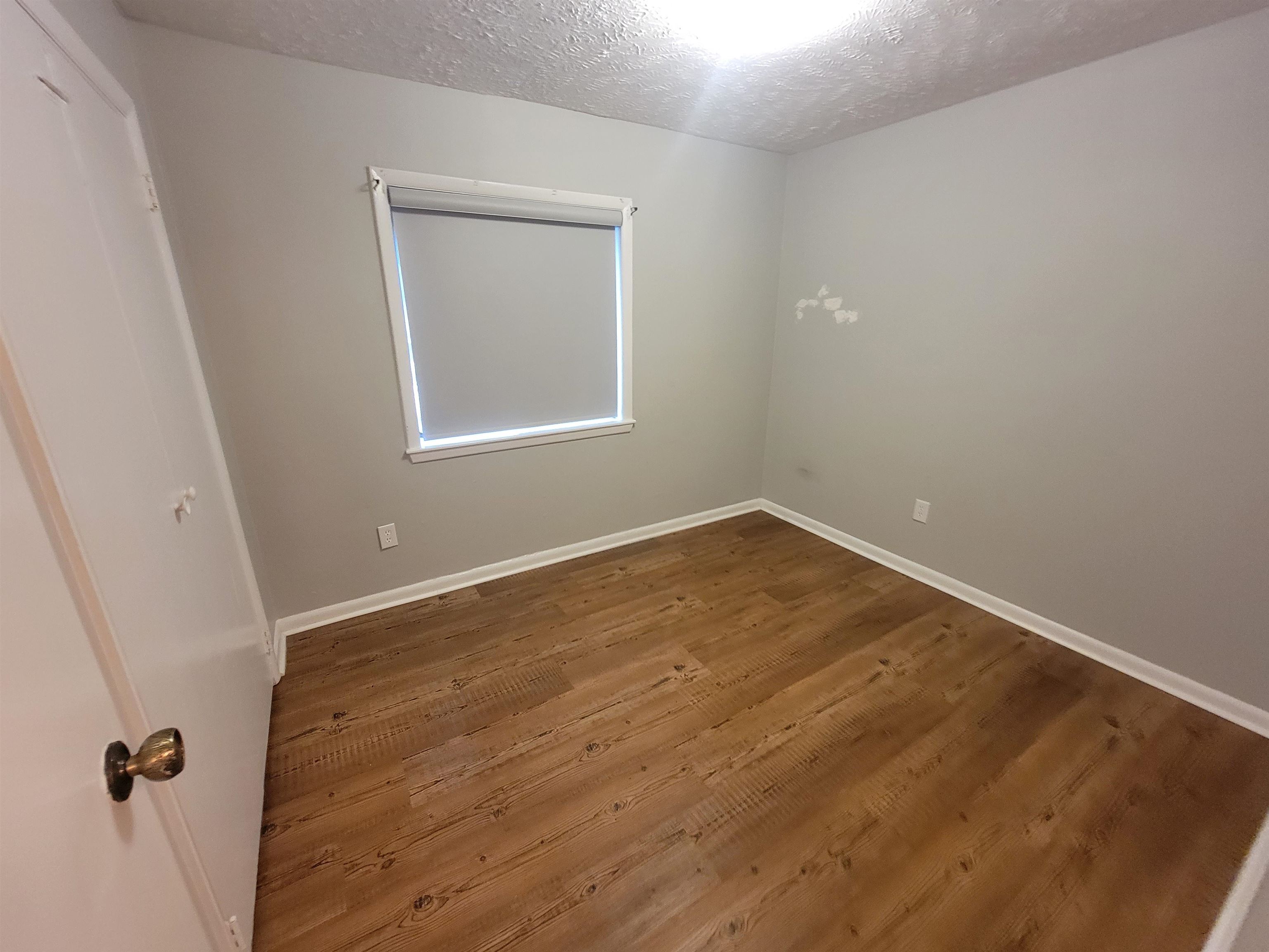 615 Carter Ln. Property Photo 11
