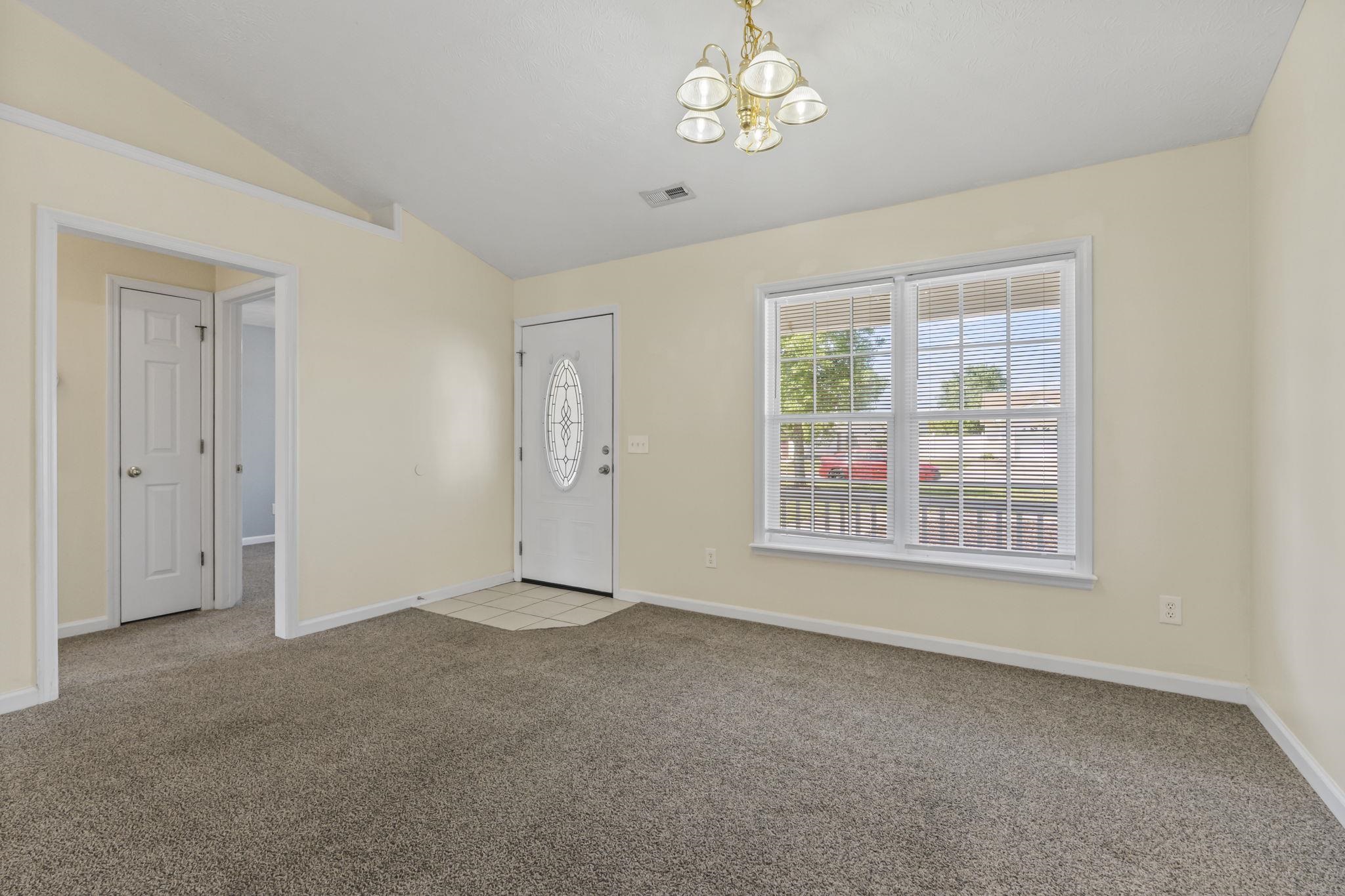 1372 Gailard Dr. Property Photo 8