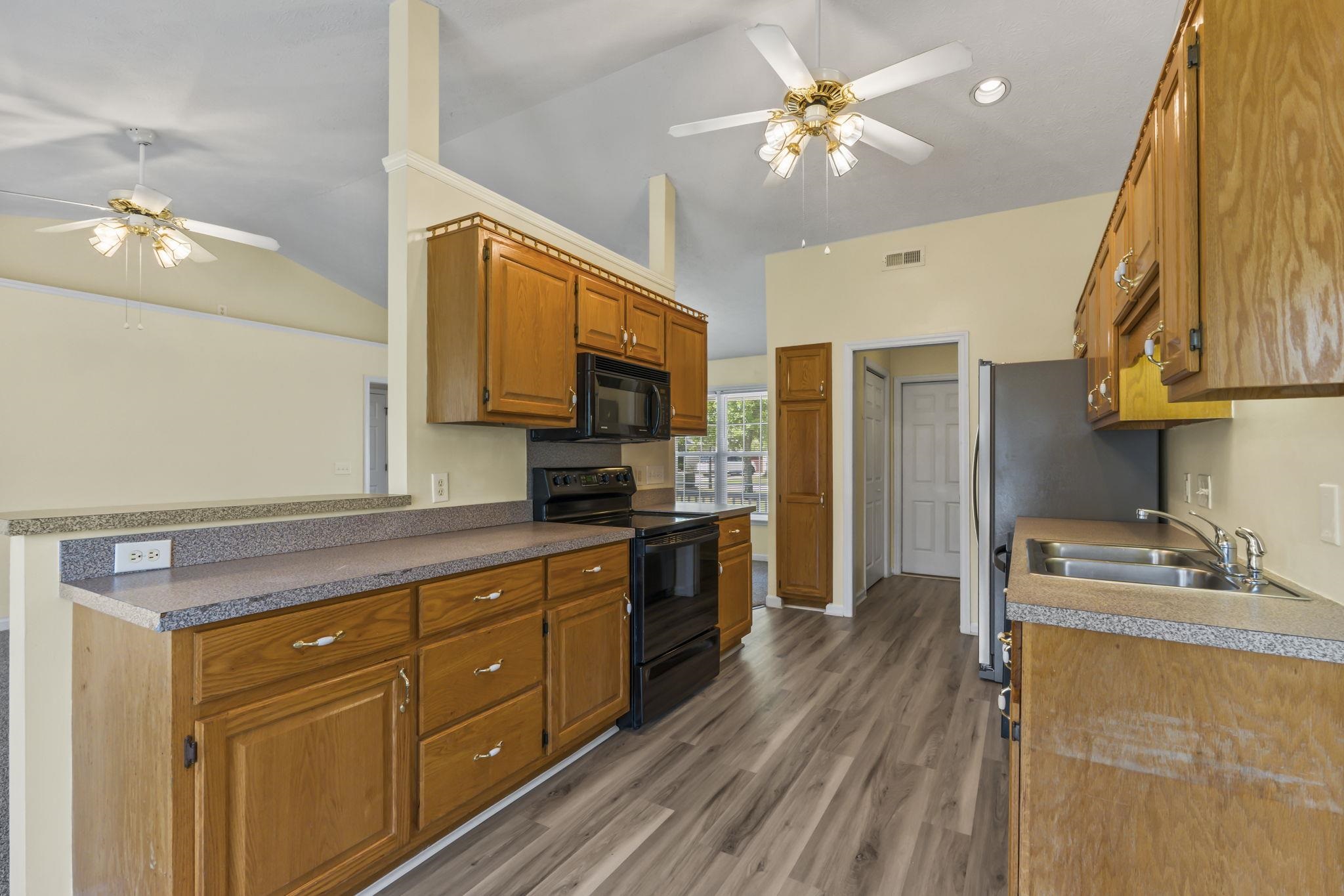 1372 Gailard Dr. Property Photo 14