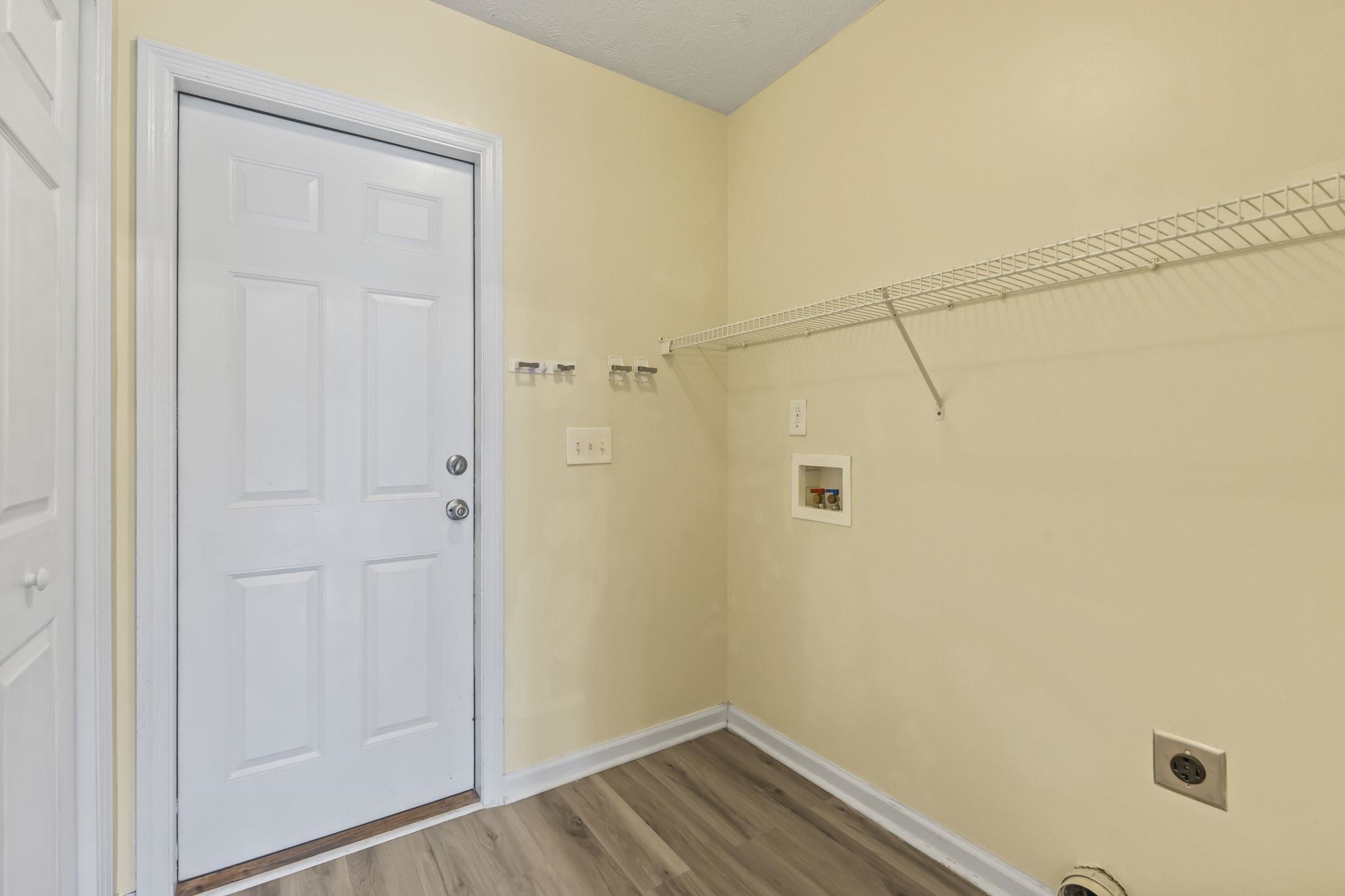 1372 Gailard Dr. Property Photo 19