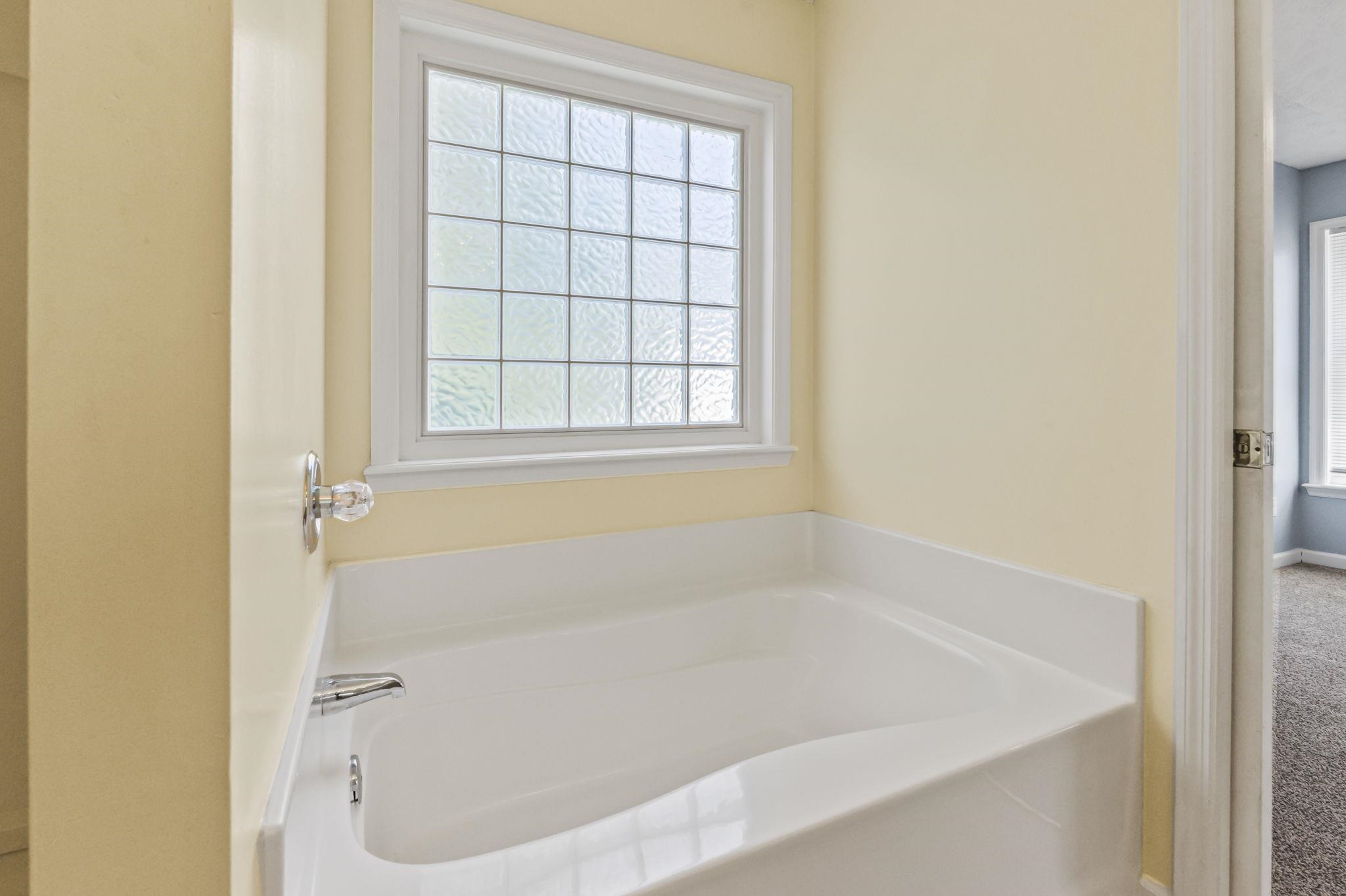 1372 Gailard Dr. Property Photo 26